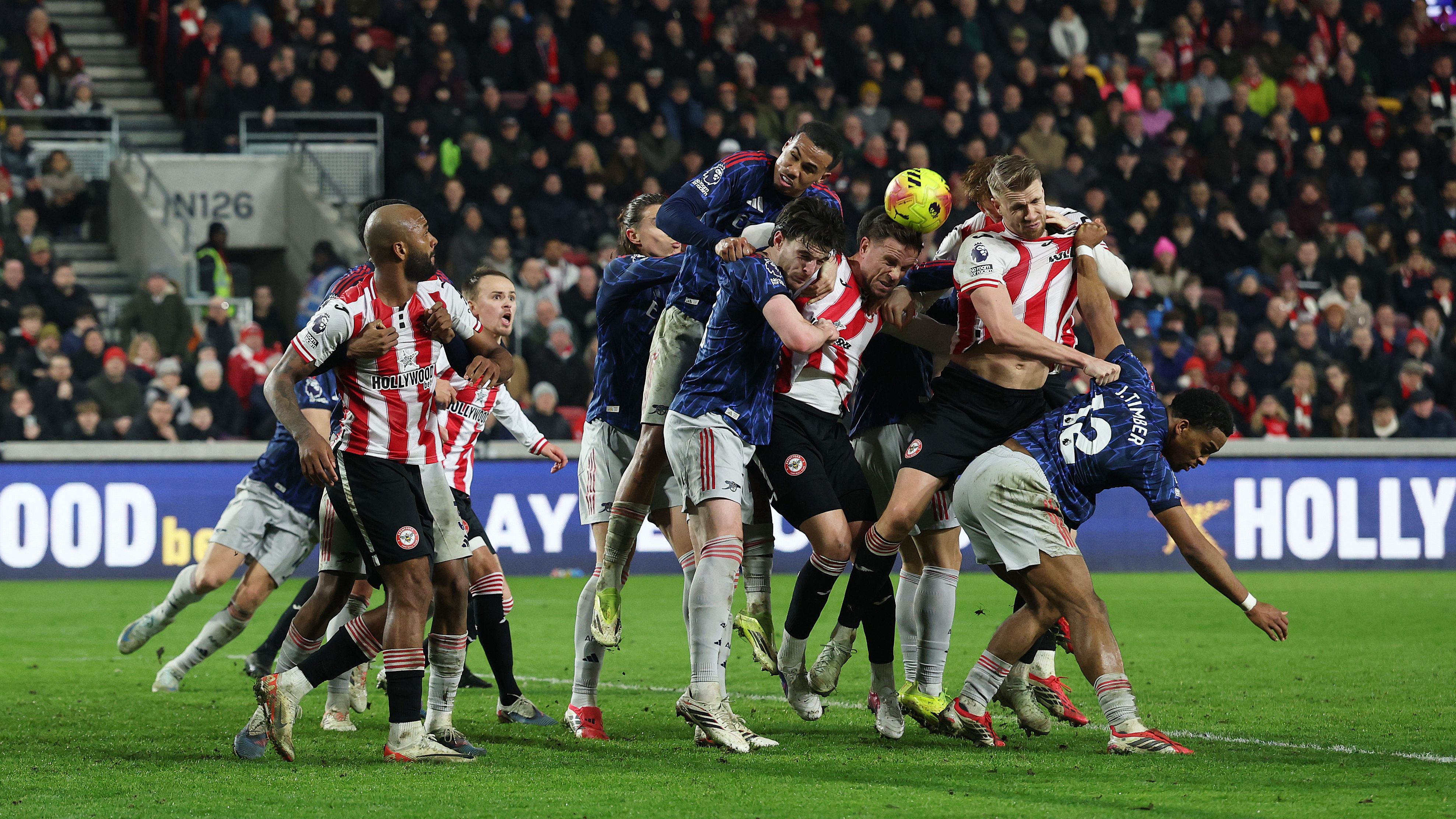 Brentford v Arsenal - Premier League
