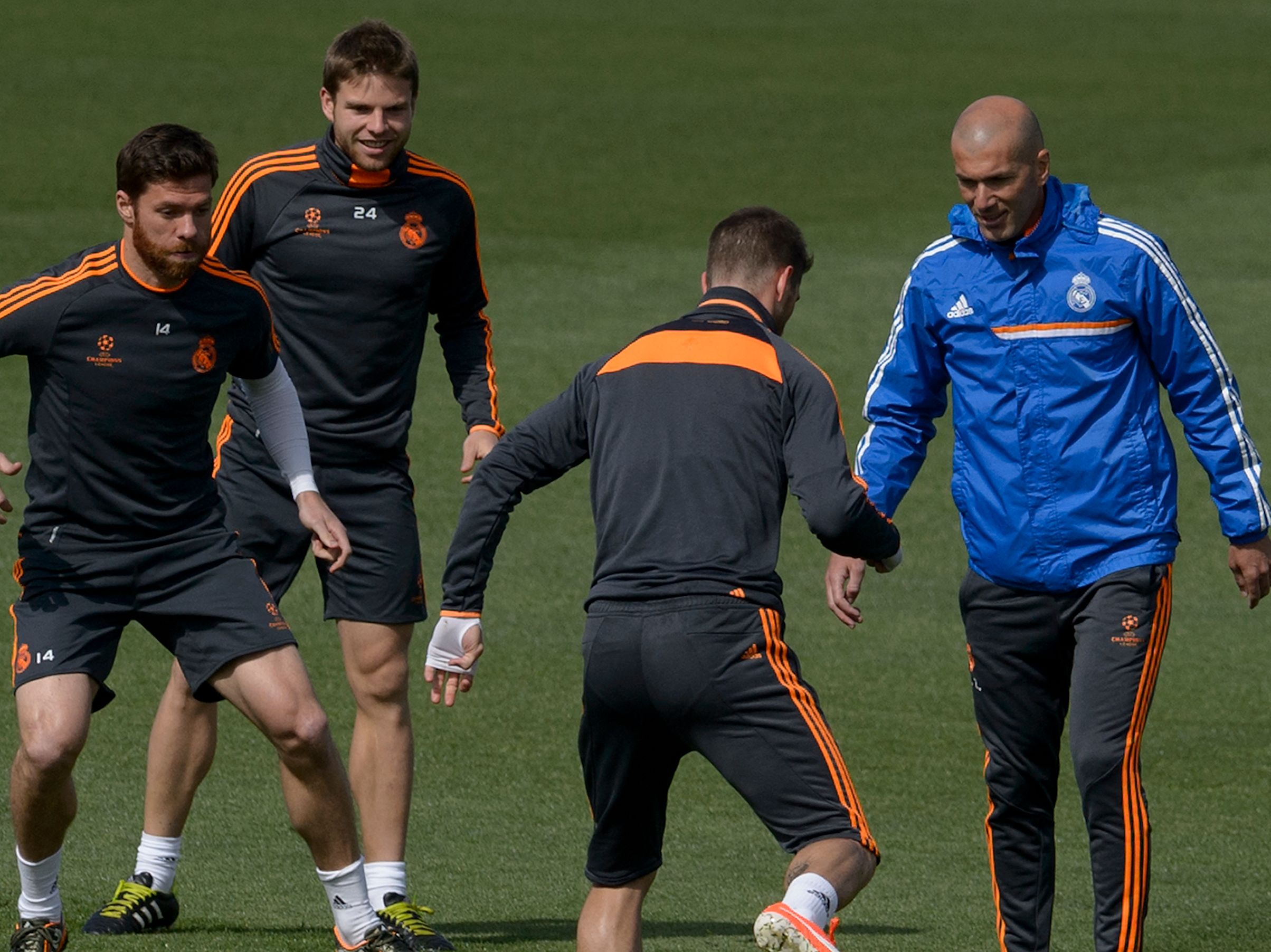 FBL-EUR-C1-REALMADRID-TRAINING