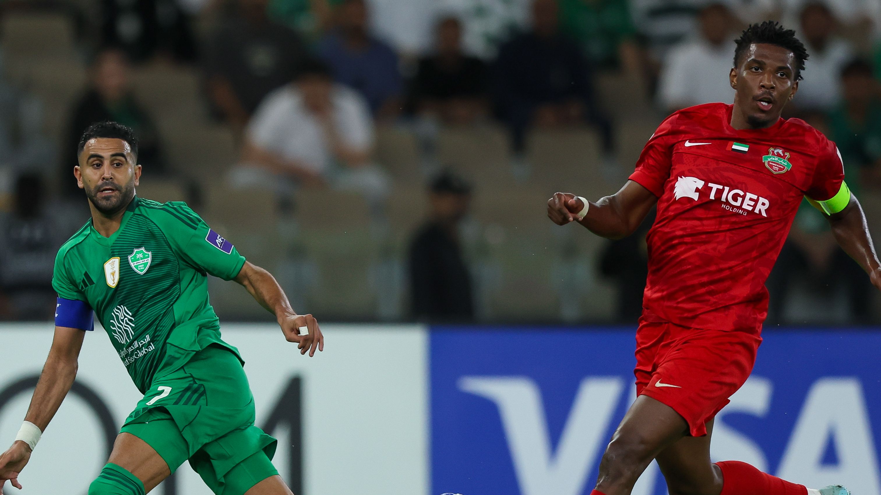 محرز يحقق رقمًا قياسيًا جديدًا في دوري أبطال آسيا مع تمريرة حاسمة ضد شباب الأهلي دبي
