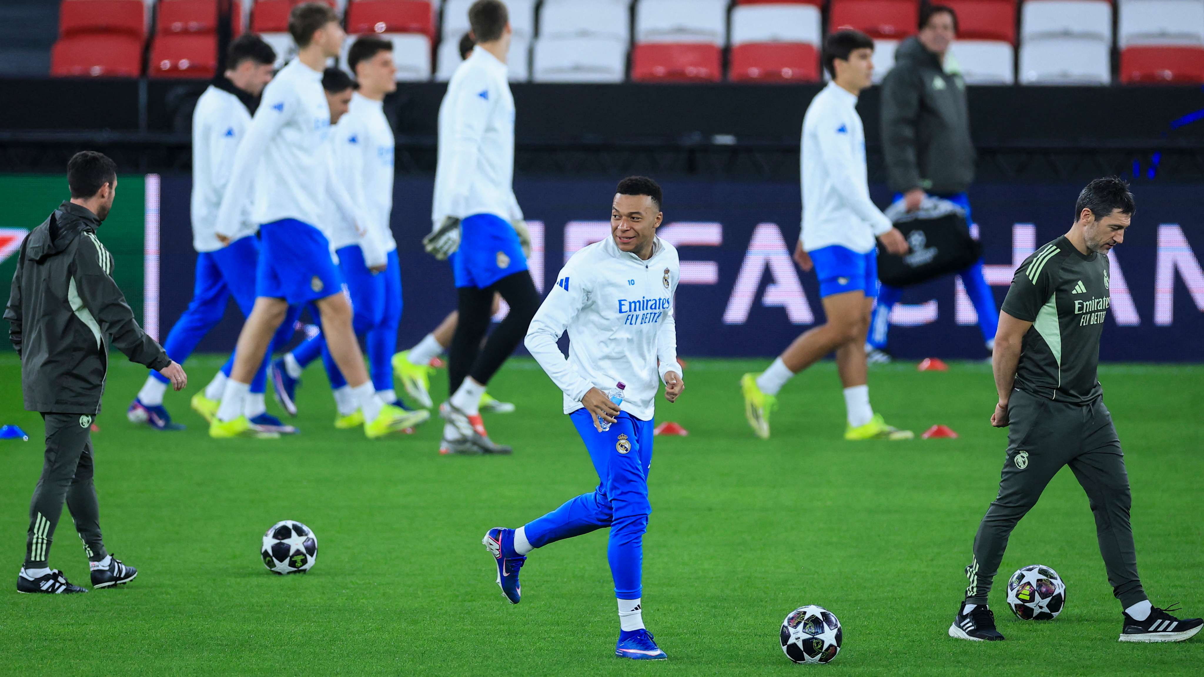 FBL-EUR-C1-REAL MADRID-TRAINING