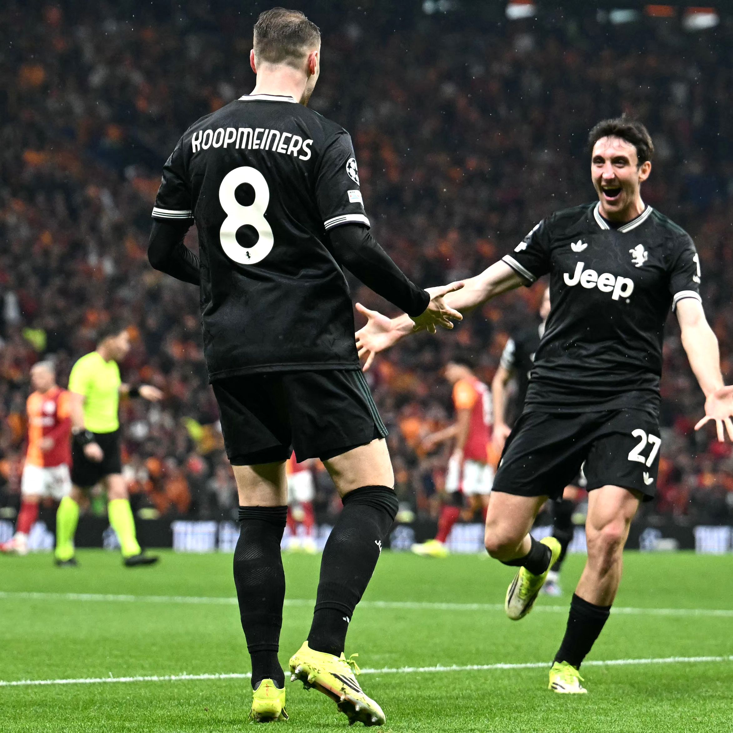 FBL-EUR-C1-GALATASARAY-JUVENTUS