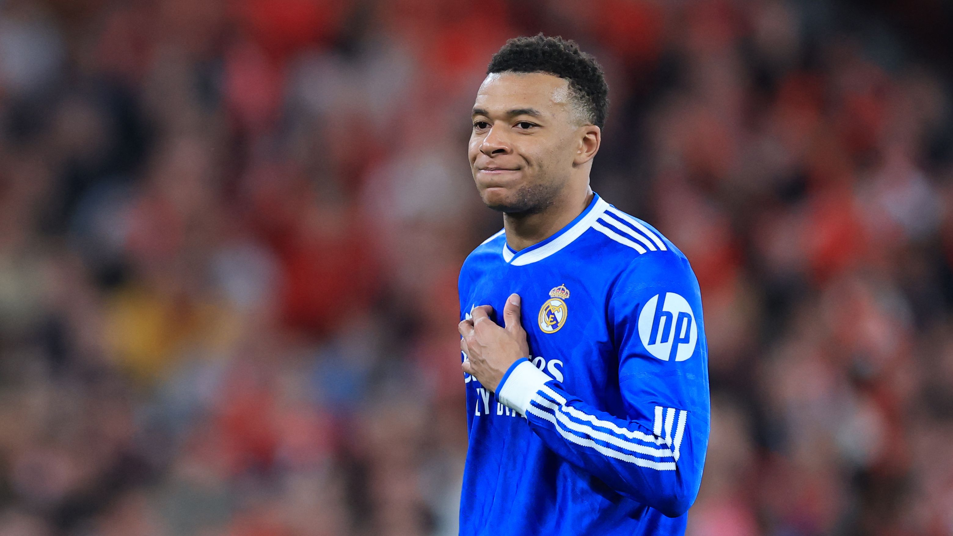 Mbappé PSG contenzioso legale 61 milioni, foto