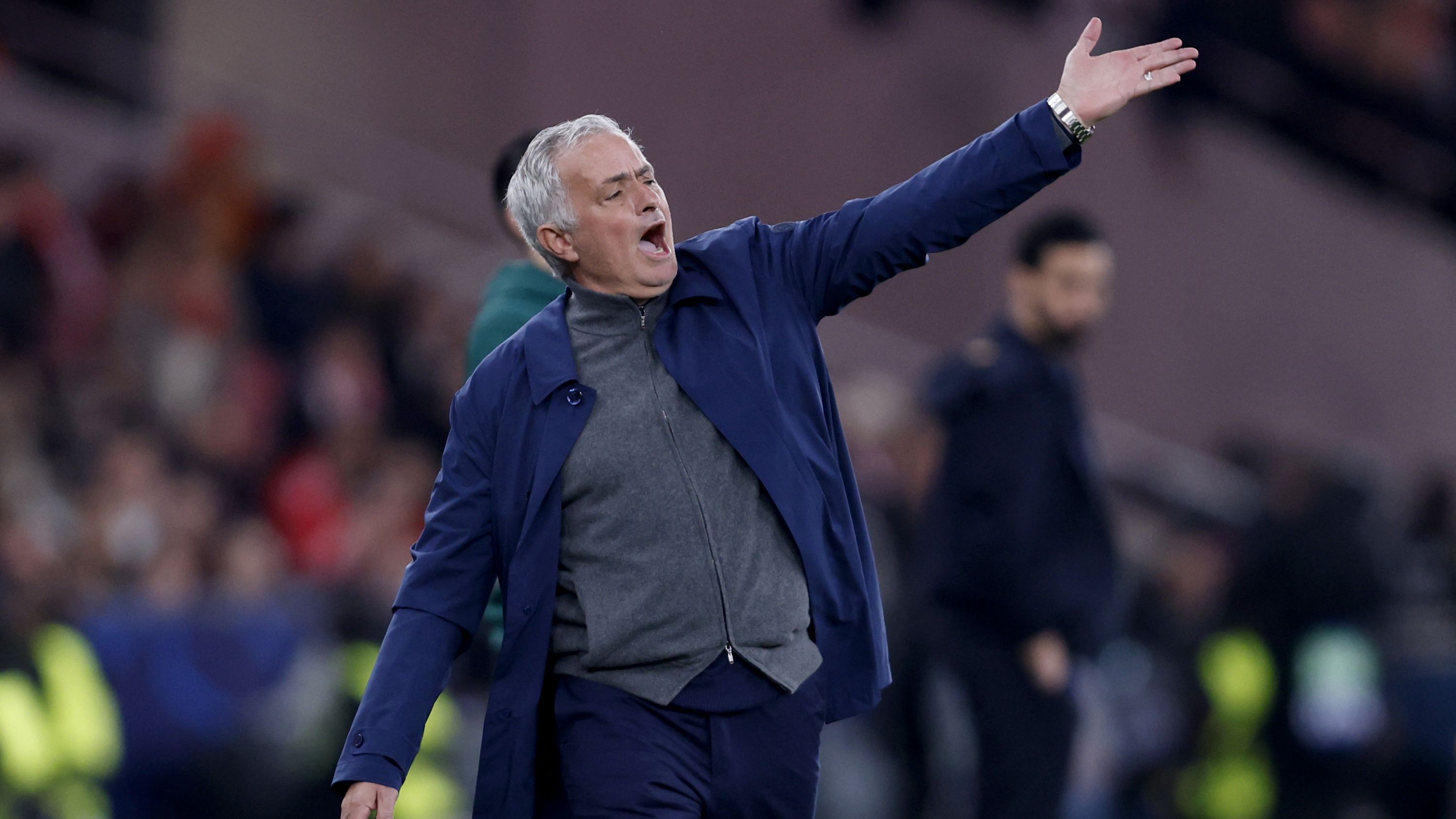 TOPSHOT-FBL-EUR-C1-BENFICA-REAL MADRID