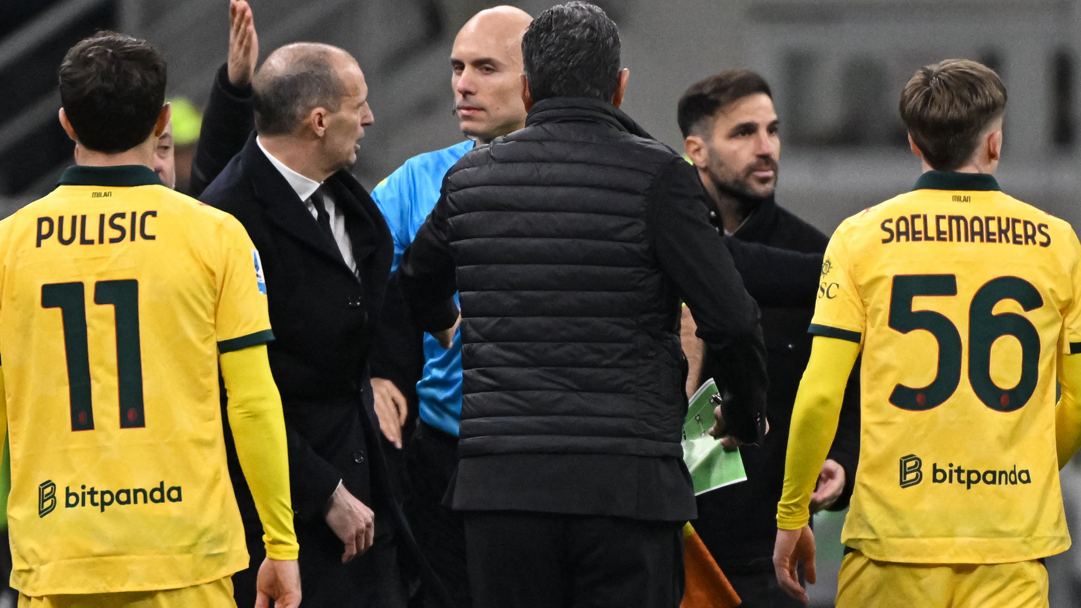 Milan-Como tras la discusión entre Allegri y Fàbregas en la Serie A