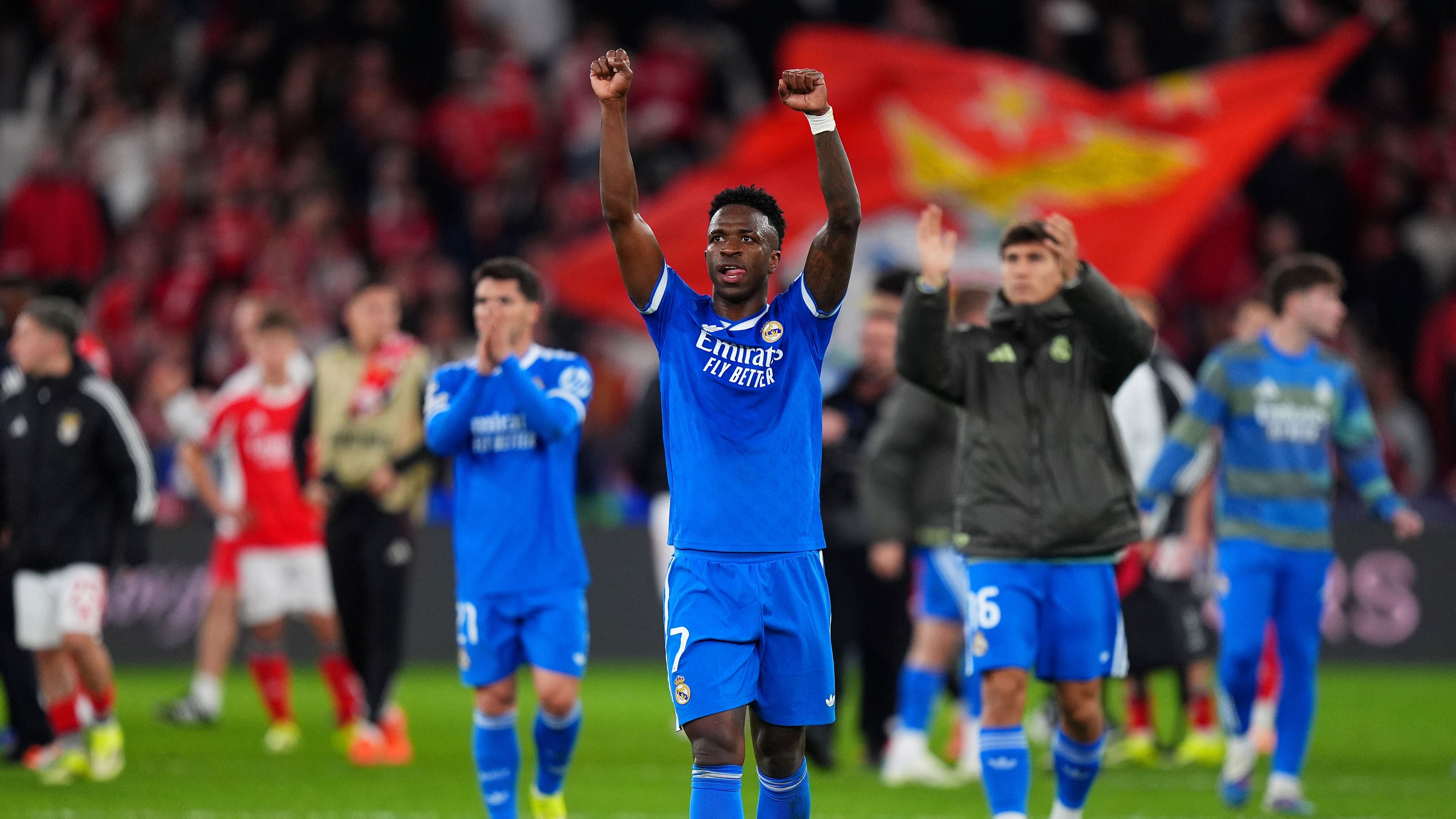 Foto di Real Madrid contro Benfica a Lisbona durante la Champions League con Vinícius Júnior