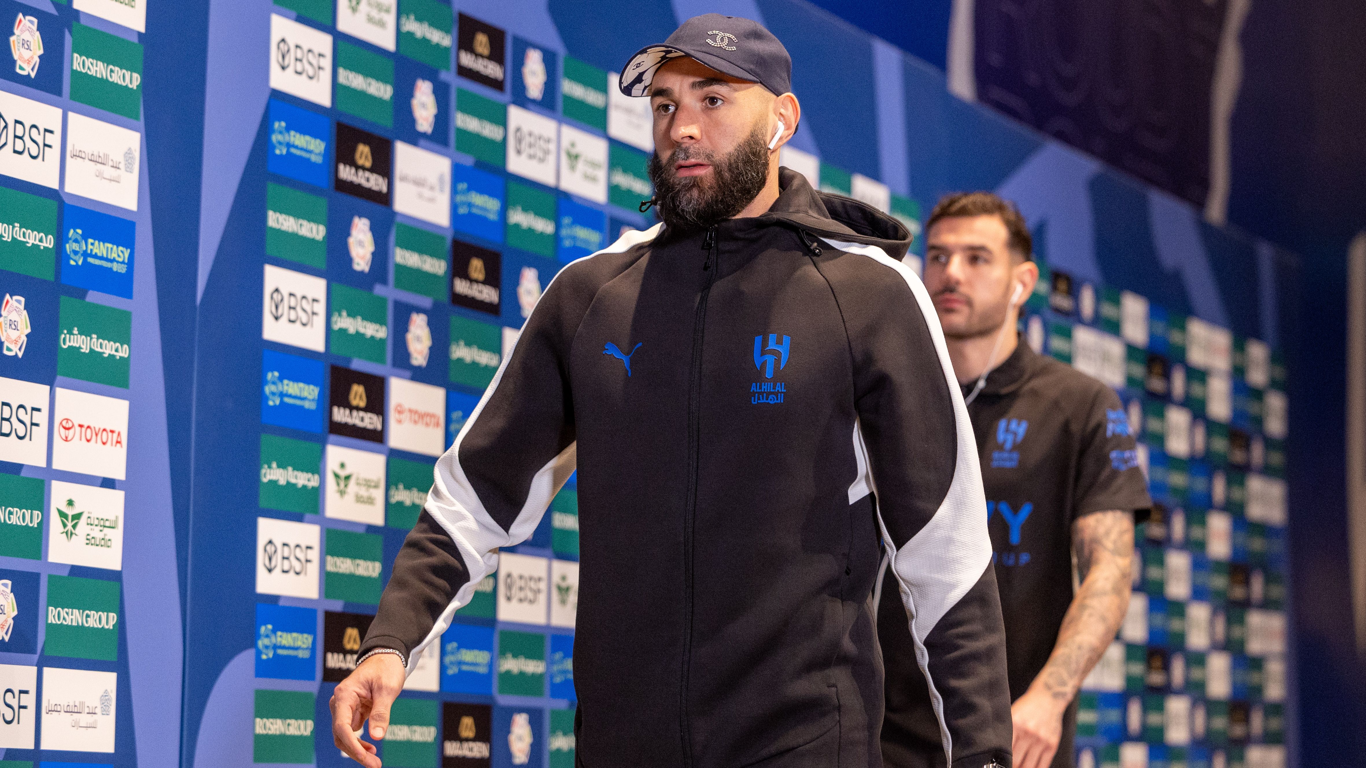 Benzema en el Clásico saudí entre Al Hilal y Al Ittihad, silbidos y tensión