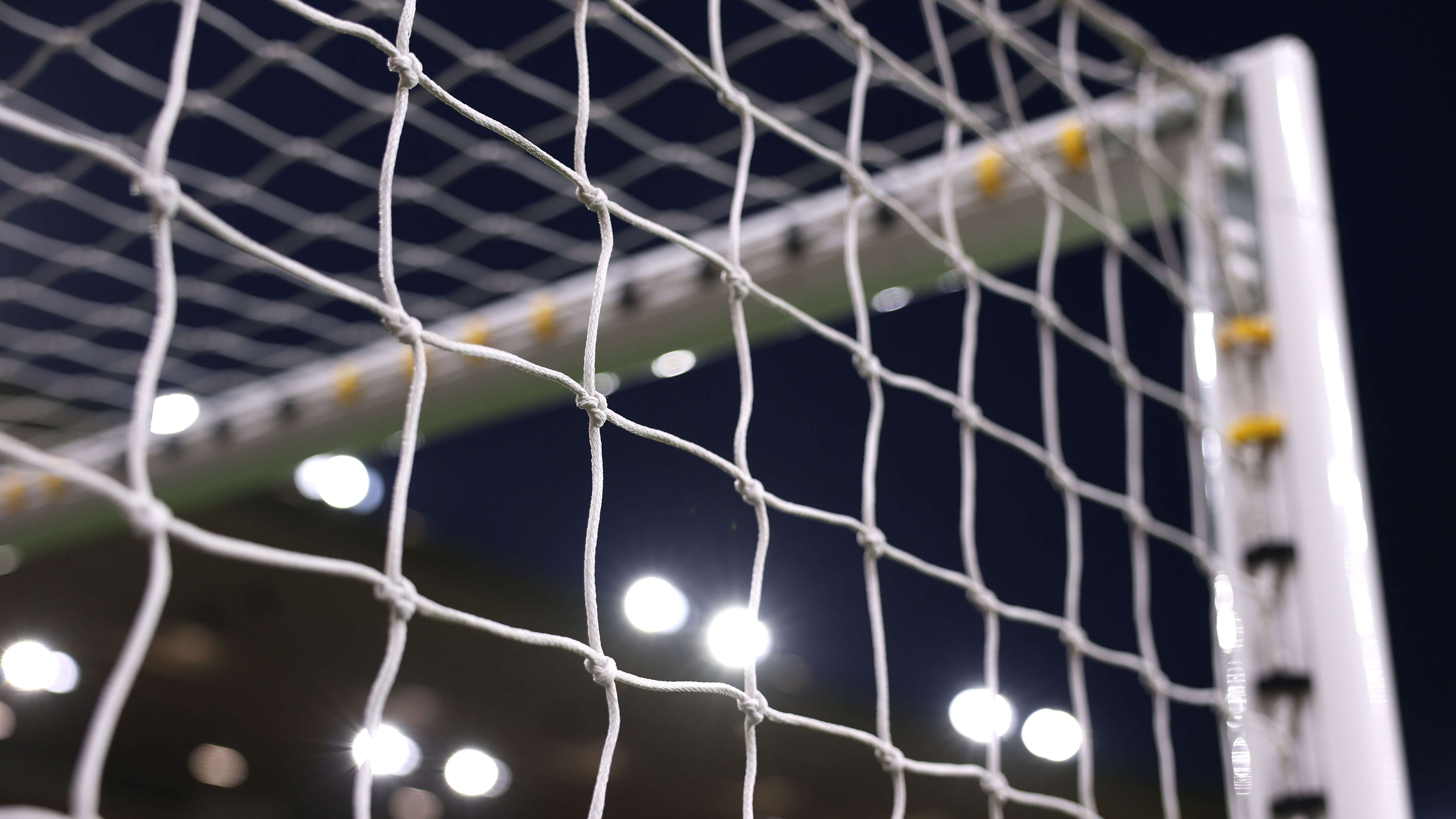 Wolverhampton Wanderers v Arsenal - Premier League
