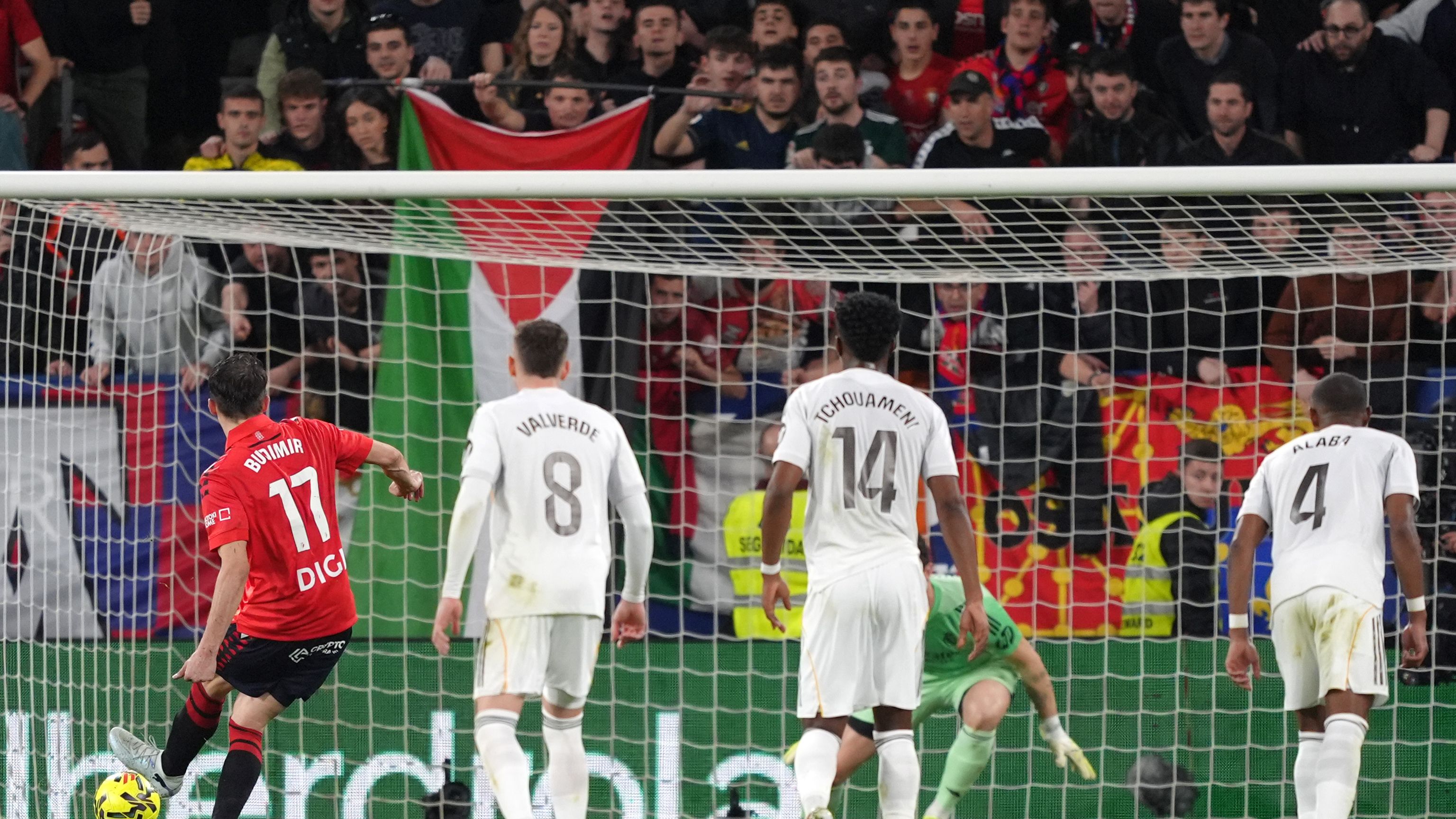 CA Osasuna v Real Madrid CF - LaLiga EA Sports