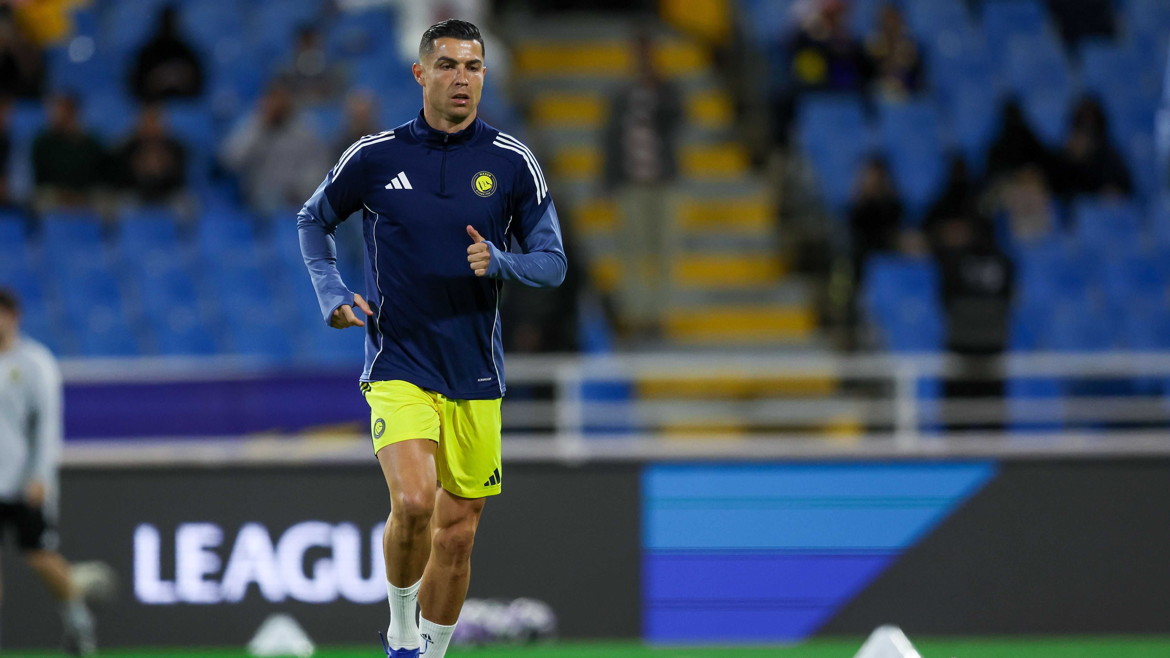 جيسوس يُقرر إراحة رونالدو من مباراة النصر الودية بعد عودته من مدريد