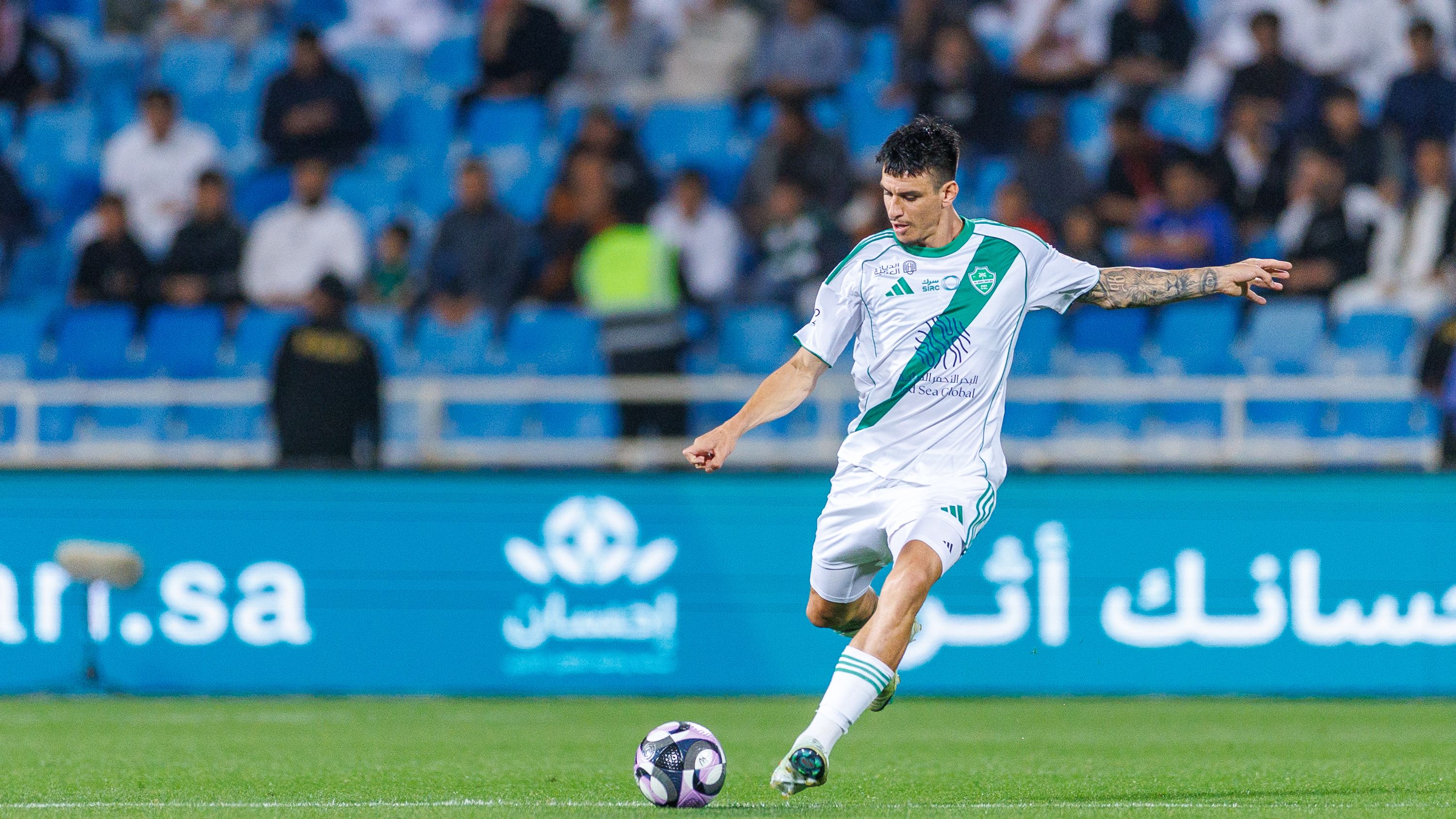 إيبانيز: اللعب في السعودية لا يعني الاختفاء عن العالم.. ويطالب أنشيلوتي بالانضمام