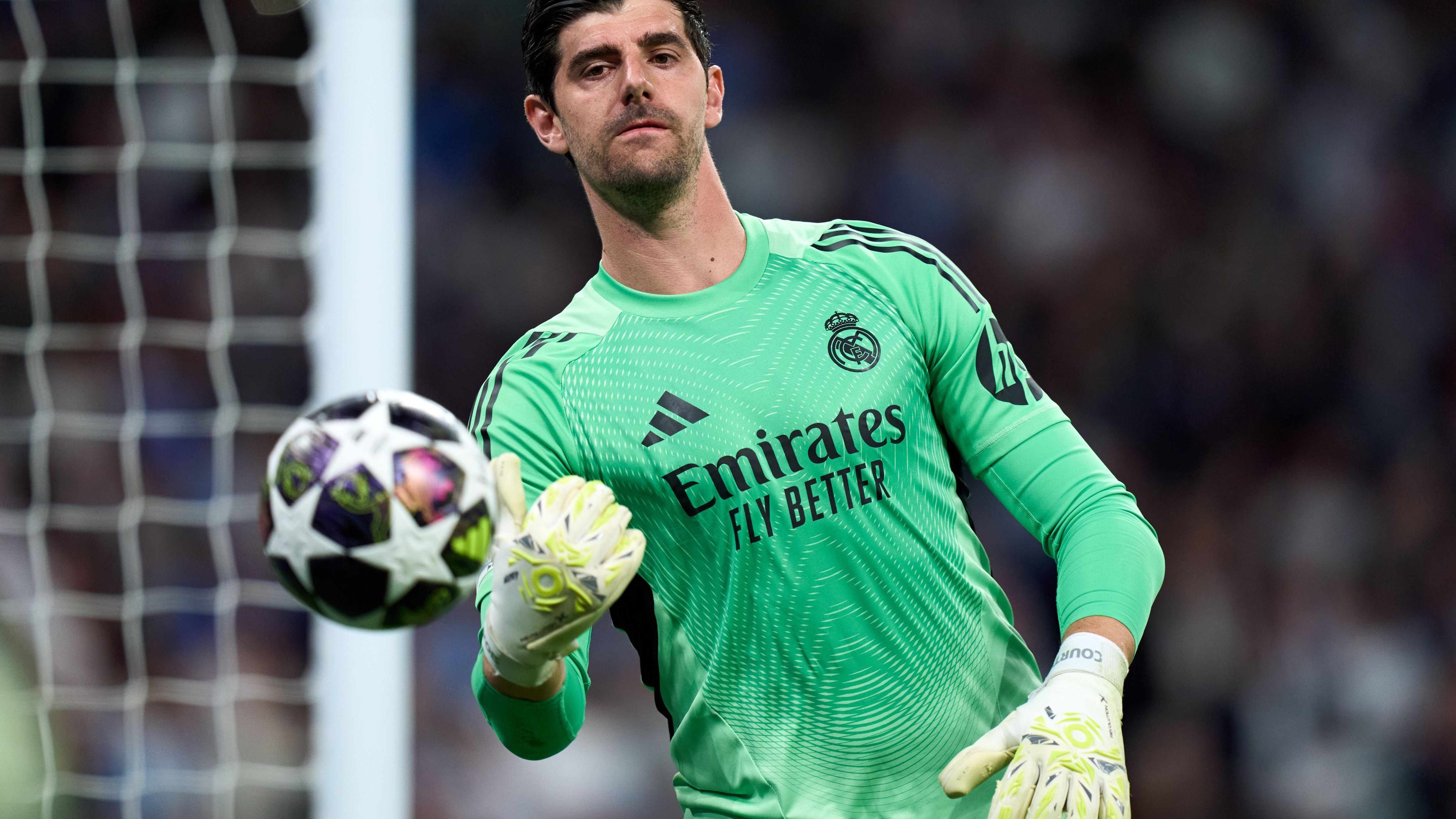 ريال مدريد يحسم موقف كورتوا من الكلاسيكو