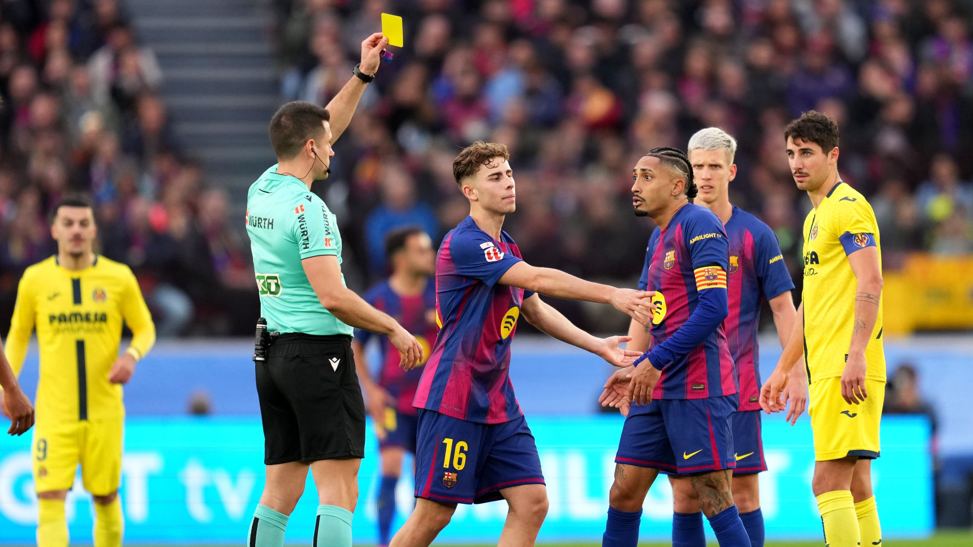 FC Barcelona v Villarreal CF - LaLiga EA Sports