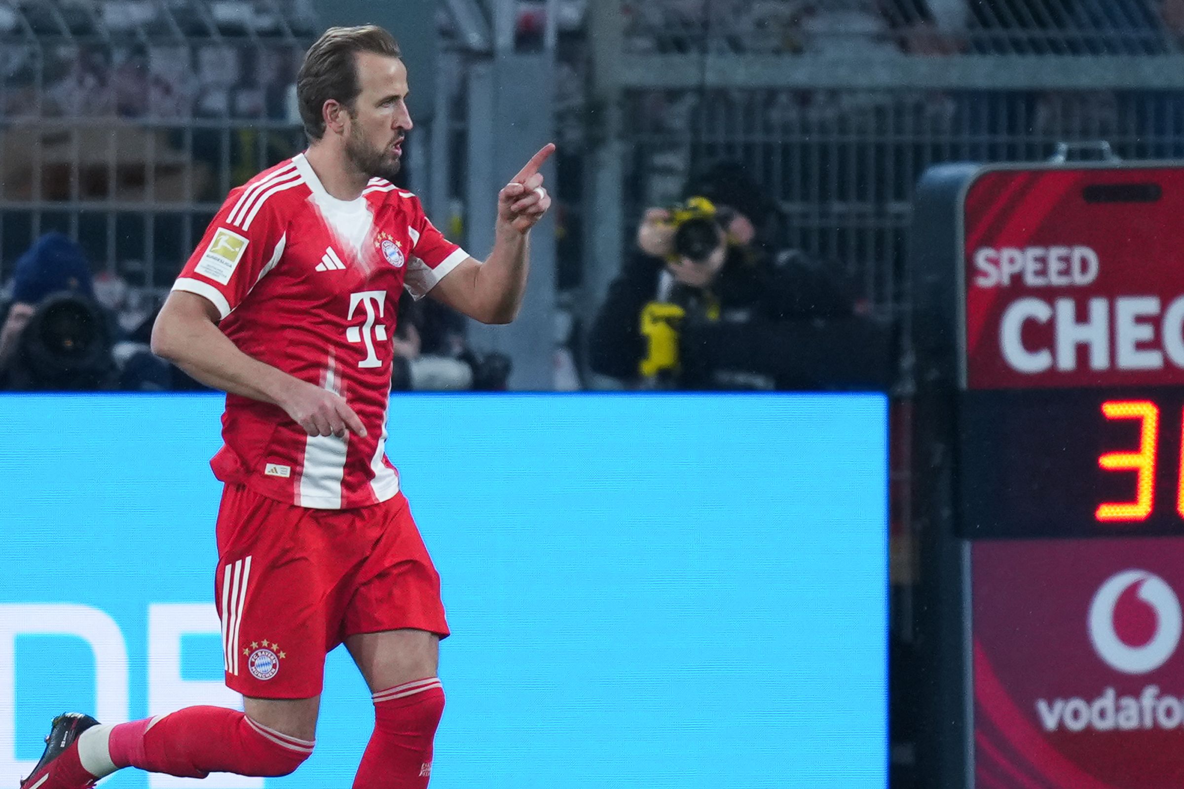 Borussia Dortmund v FC Bayern München - Bundesliga