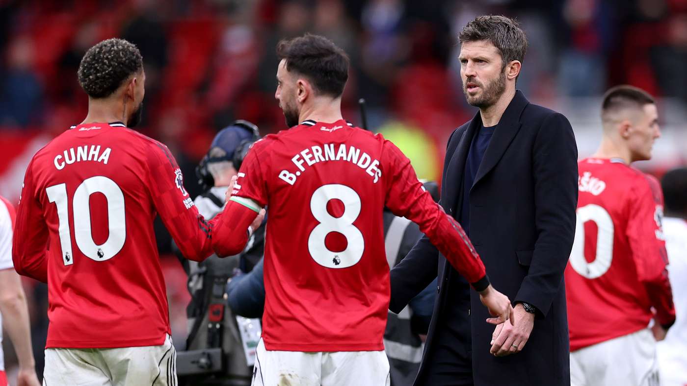 Manchester United v Crystal Palace - Premier League