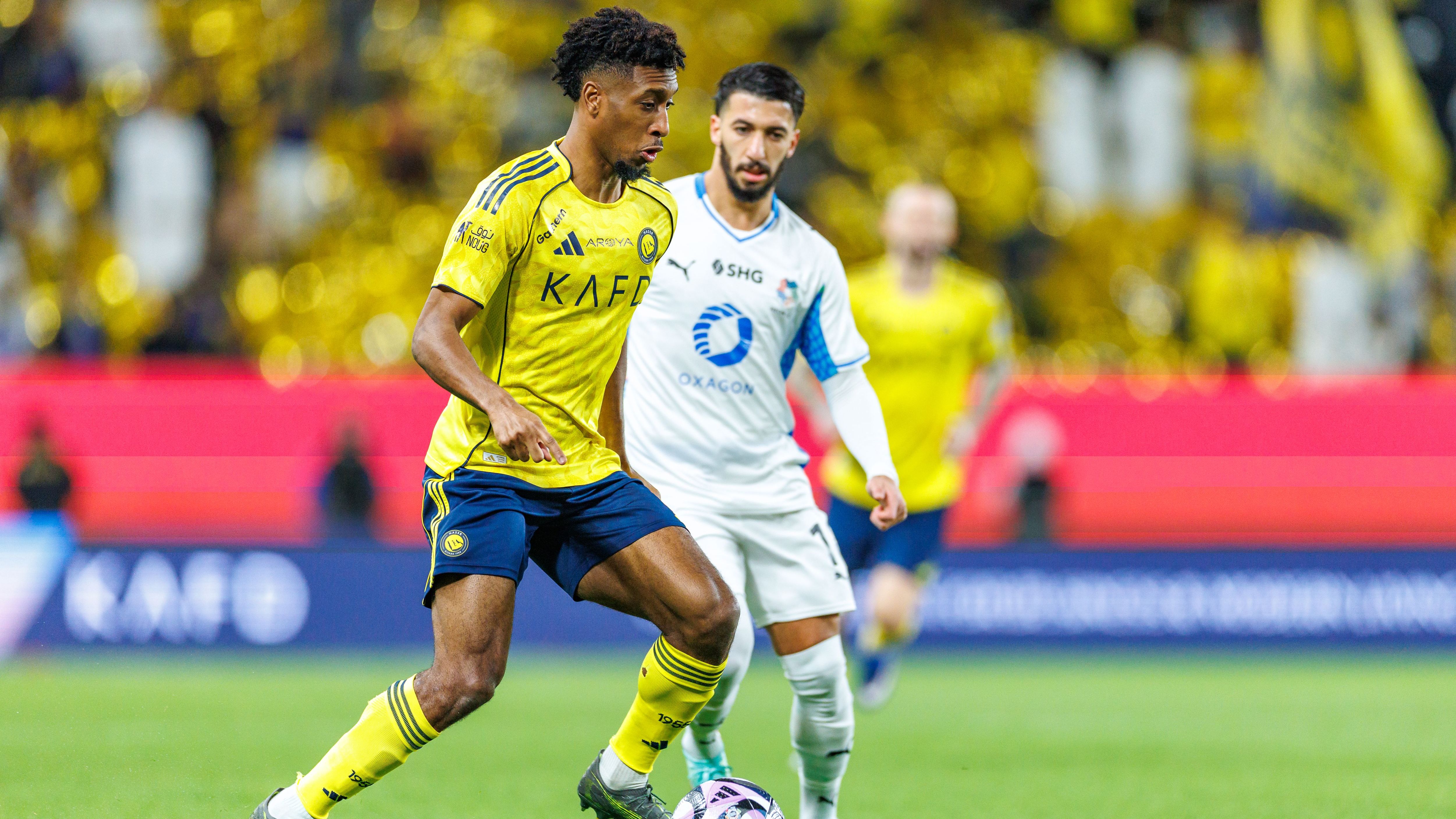 كومان يوجه رسالة مشروطة لجماهير النصر بعد الفوز الكبير على الخليج في دوري روشن