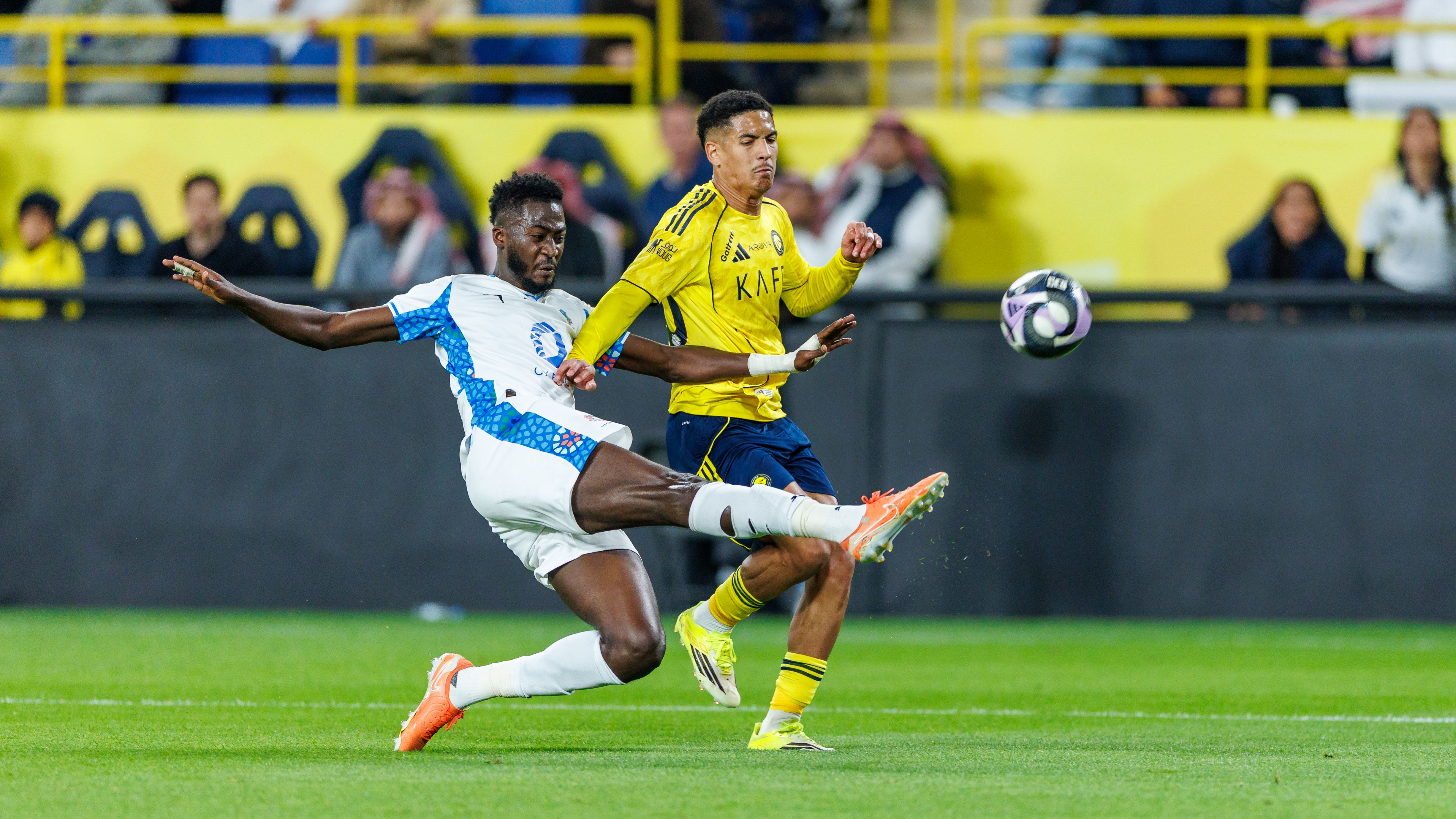 Al Nassr Neom Saudi Pro League gol Simakan arbitro controversa