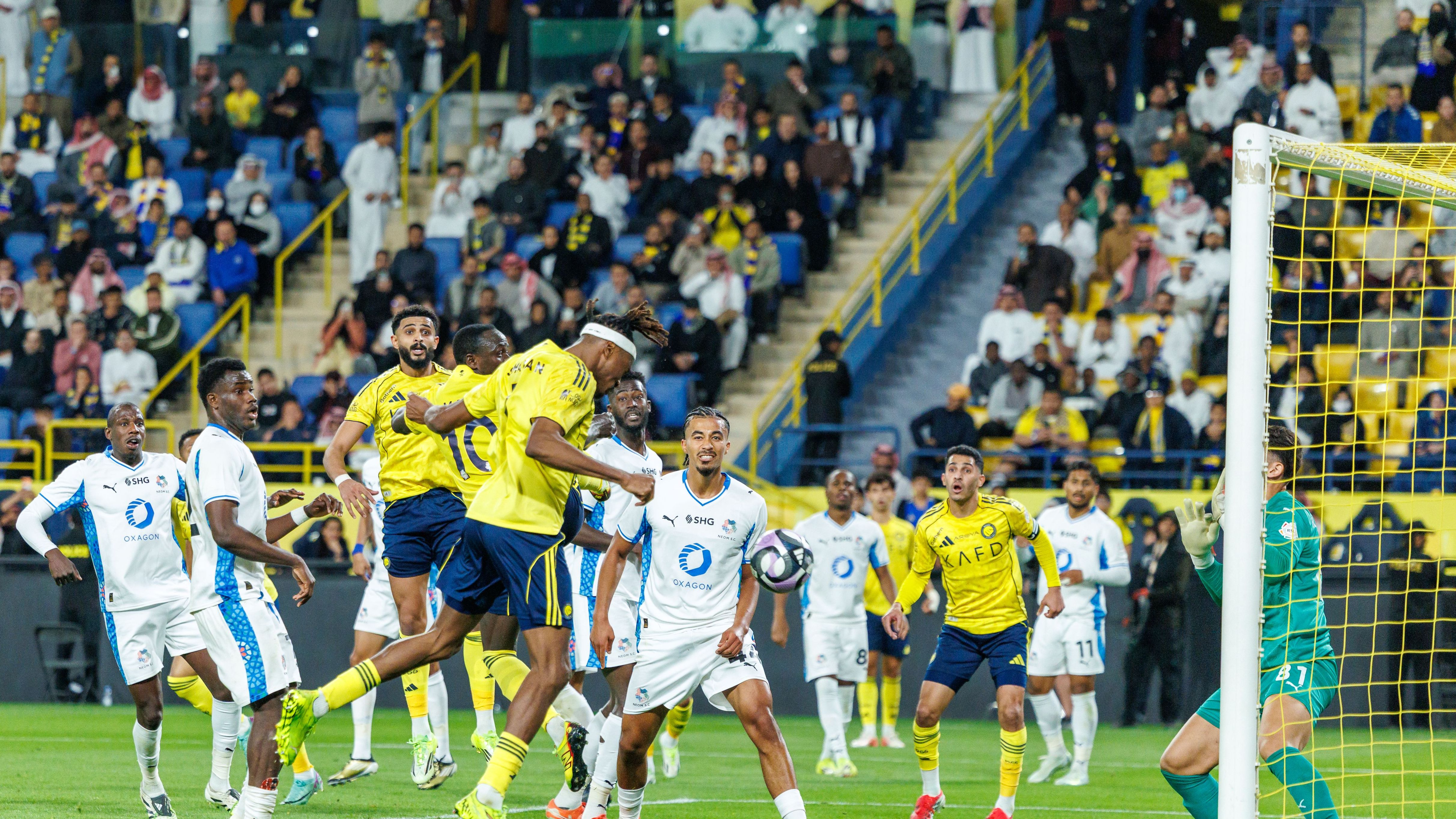 توهج دفاعي: مدافعو النصر يسجلون 9 أهداف في دوري روشن السعودي