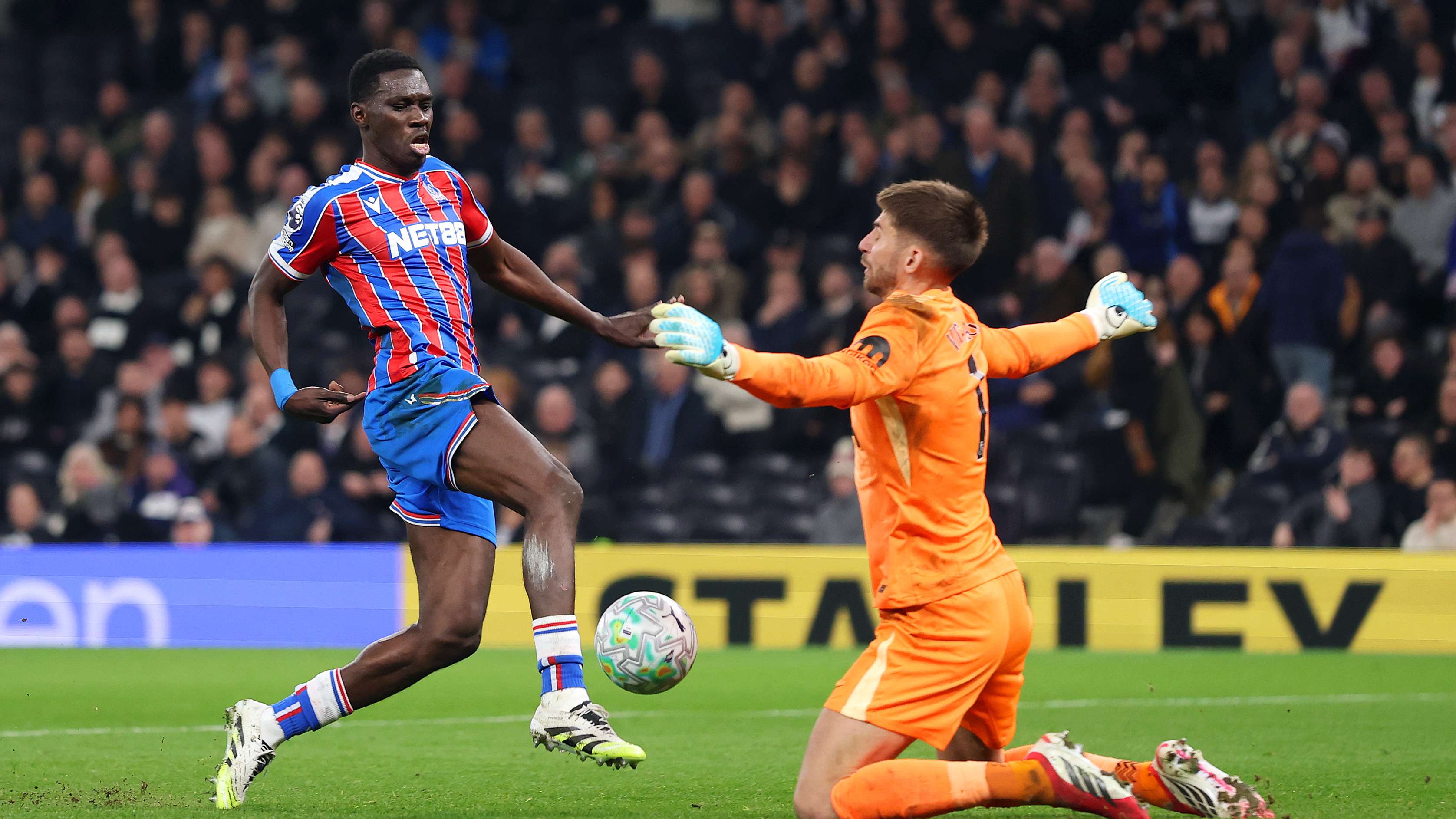 Tottenham Hotspur v Crystal Palace - Premier League