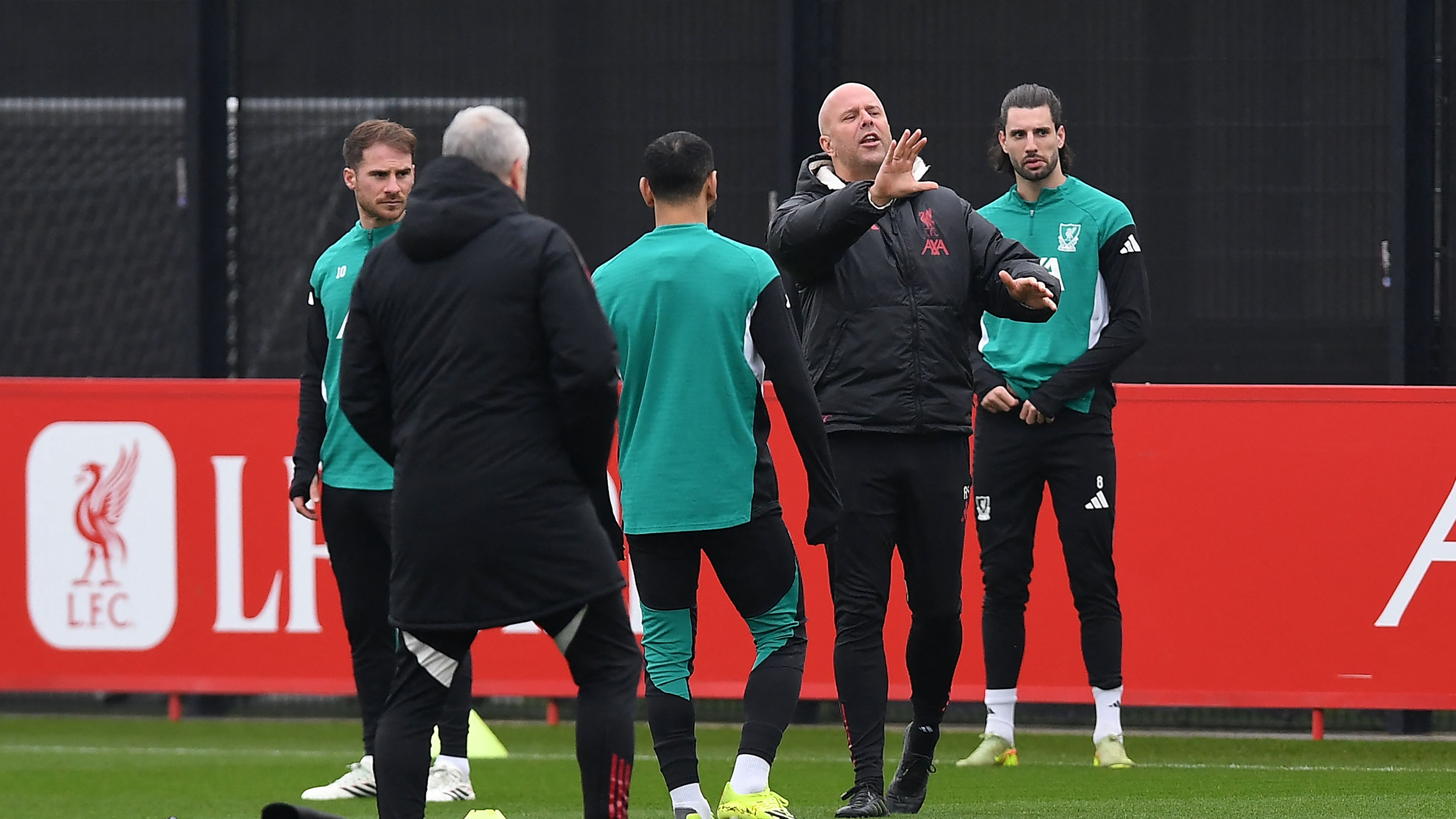 FBL-EUR-C1-LIVERPOOL-TRAINING