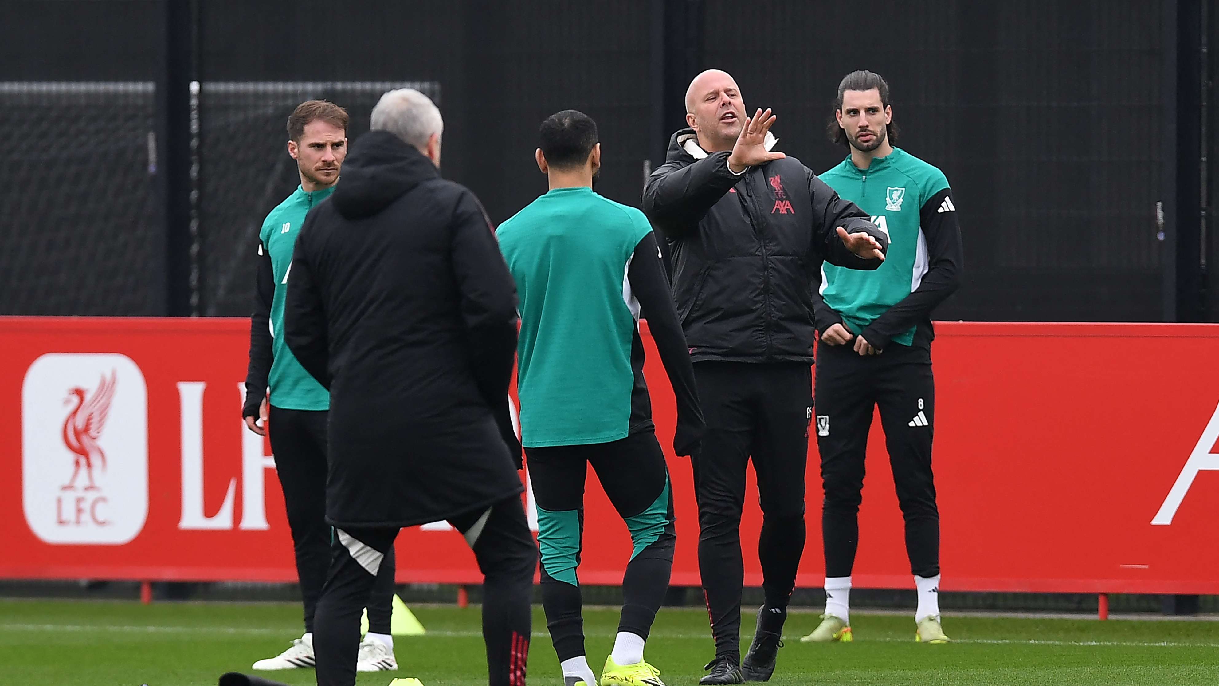 FBL-EUR-C1-LIVERPOOL-TRAINING