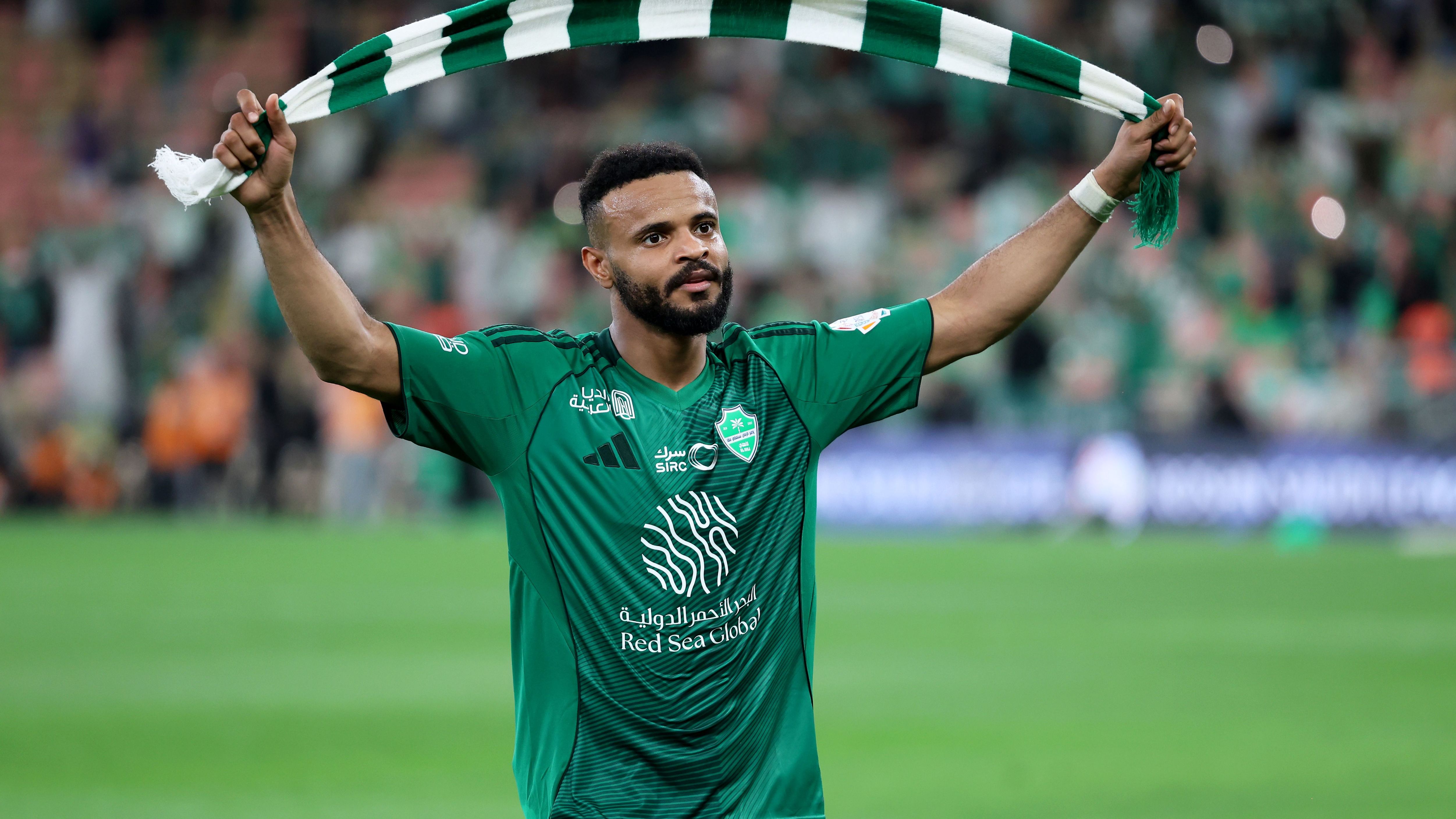القنوات الناقلة لمباراة القادسية والأهلي في دوري روشن السعودي 2025-2026