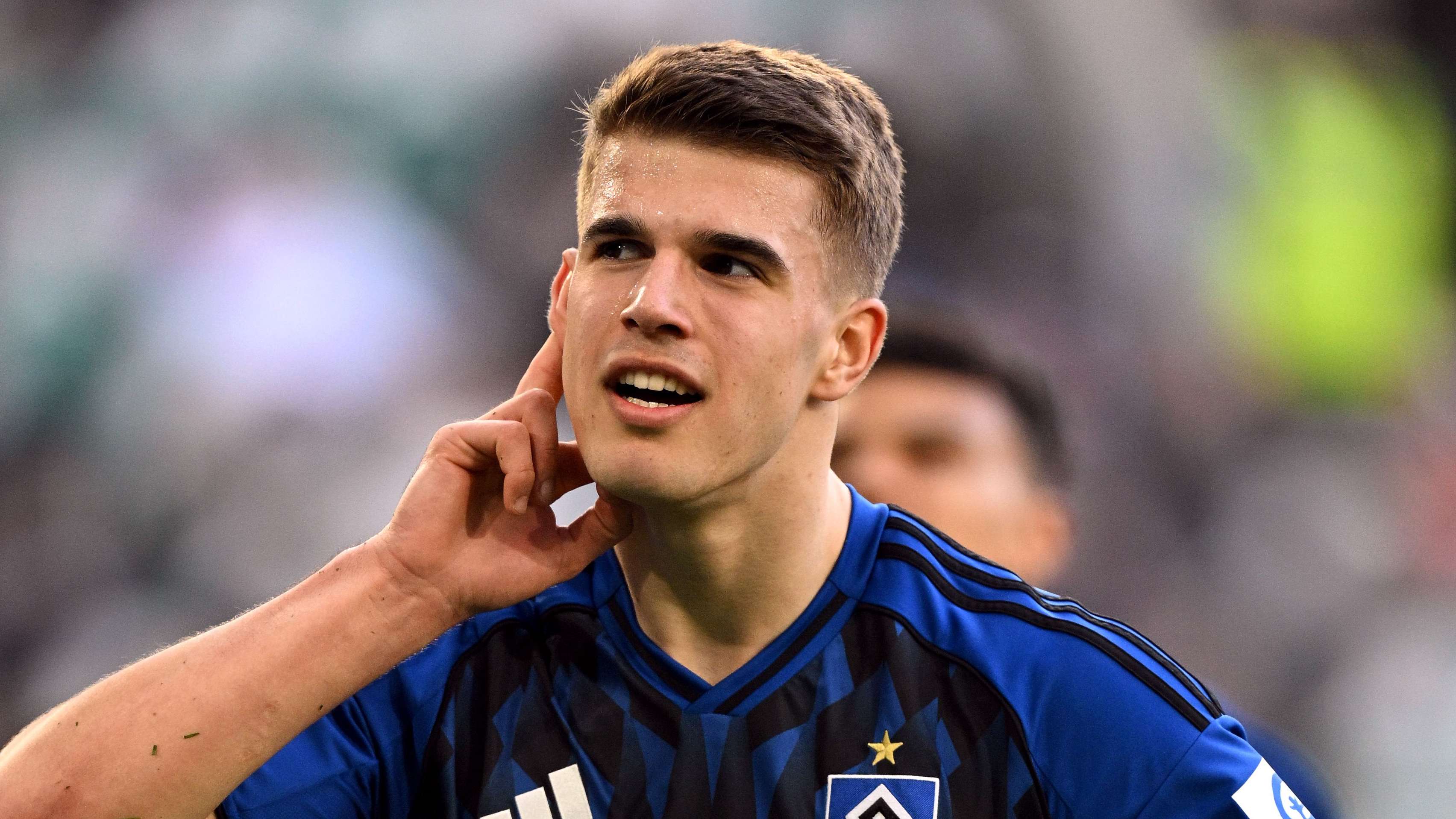 VfL Wolfsburg v Hamburger SV - Bundesliga
