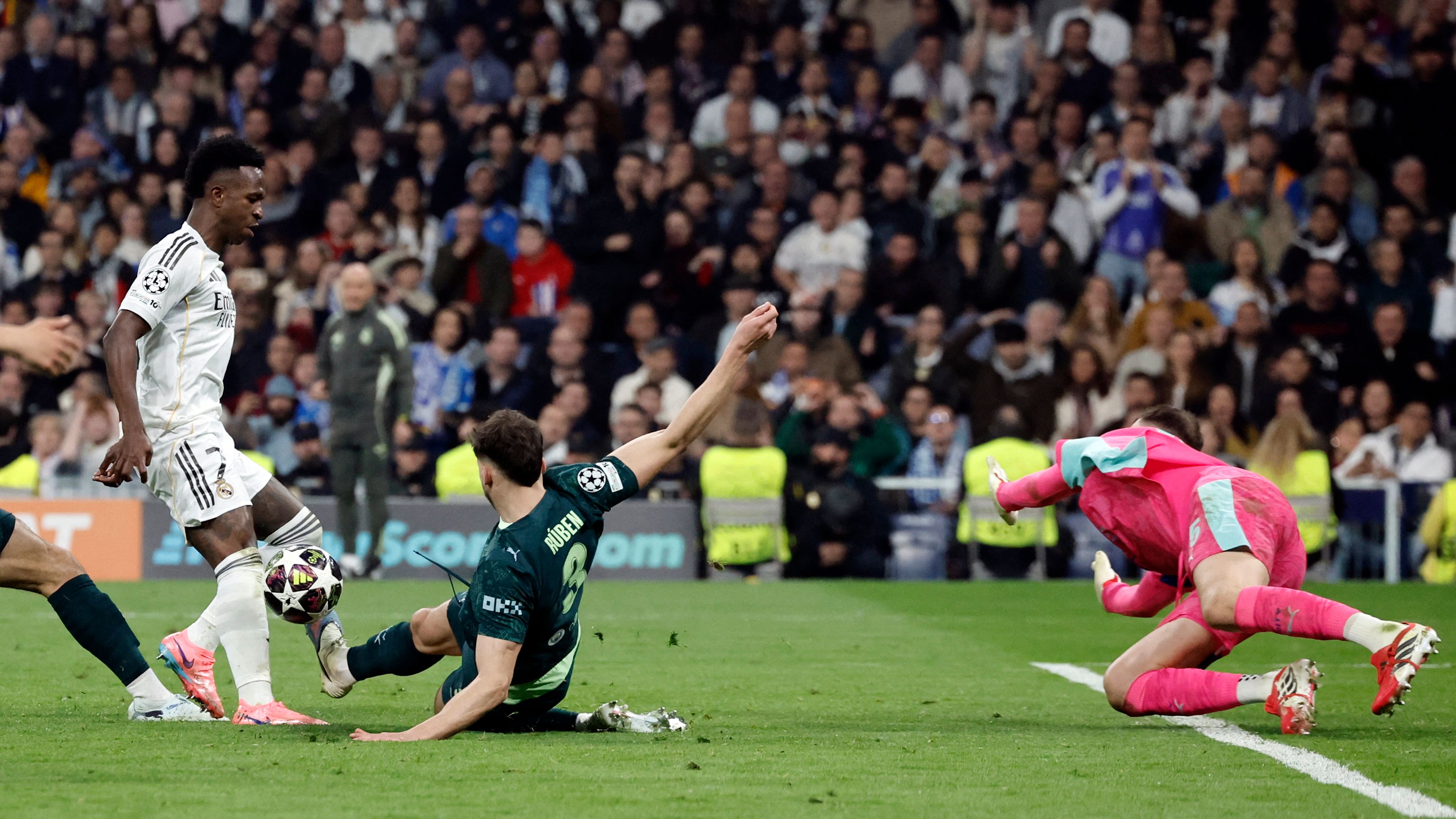 FBL-EUR-C1-REAL MADRID-MAN CITY