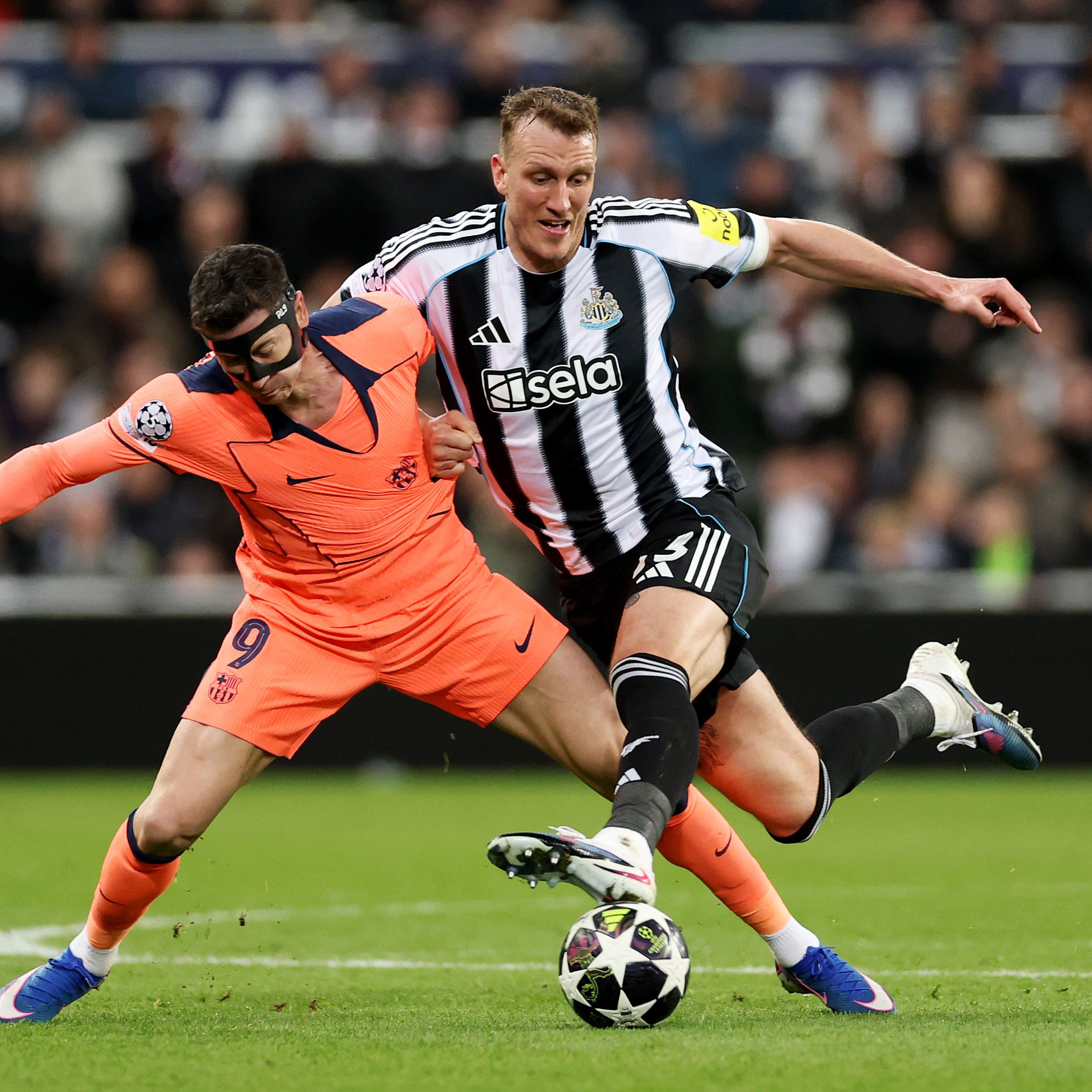 Newcastle United FC v FC Barcelona - UEFA Champions League 2025/26 Round of 16 First Leg