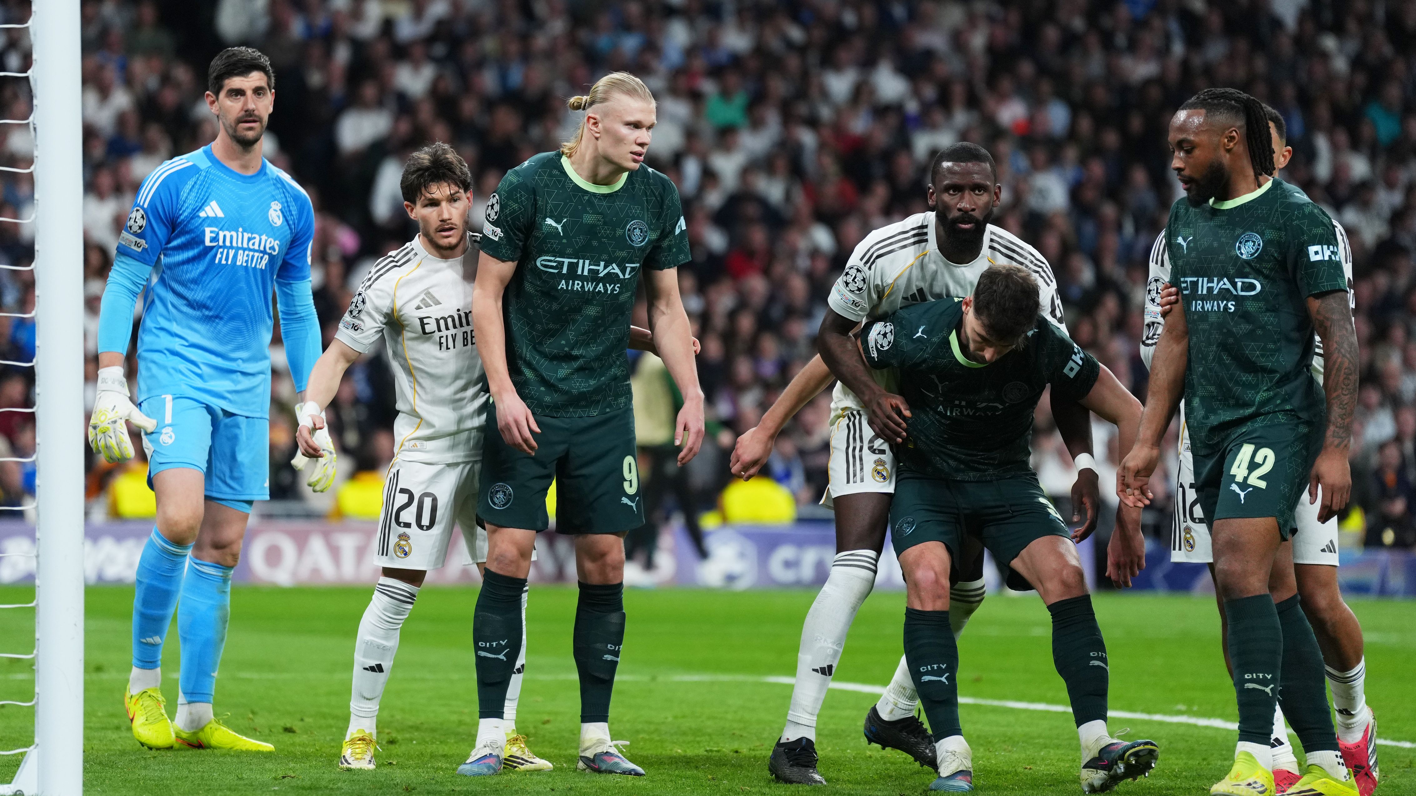 Real Madrid CF v Manchester City FC - UEFA Champions League 2025/26 Round of 16 First Leg