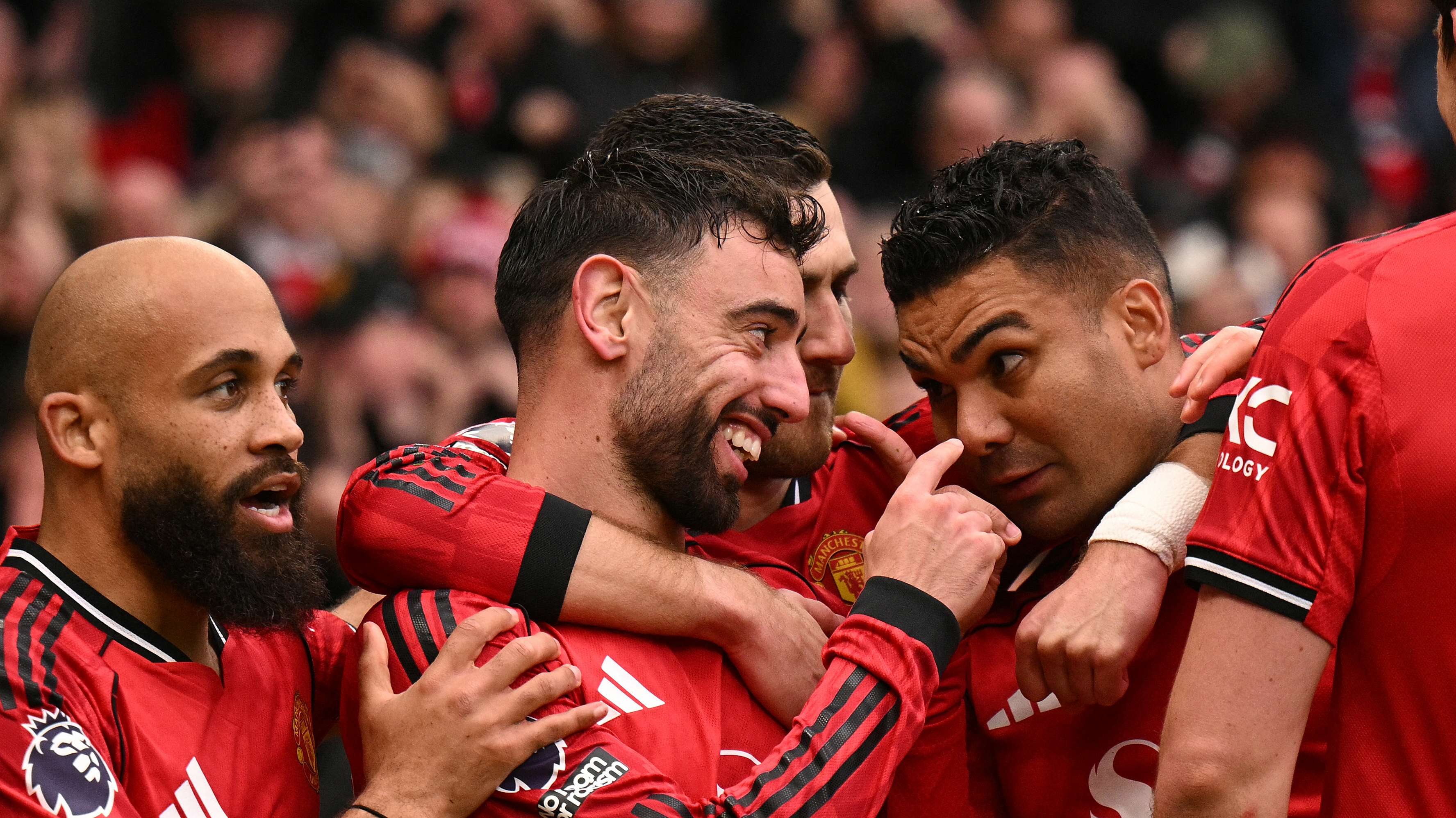 FBL-ENG-PR-MAN UTD-ASTON VILLA