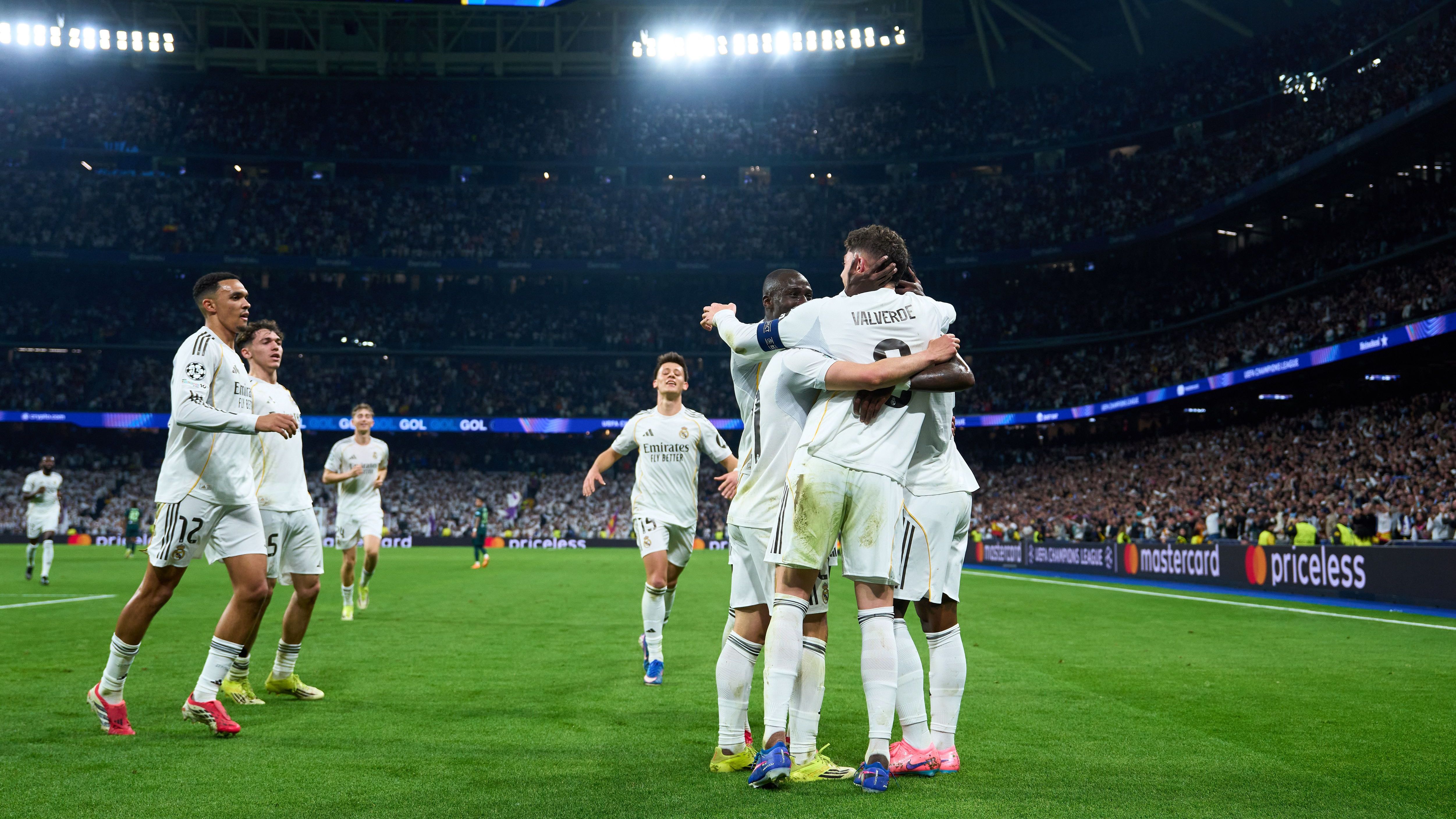 Real Madrid CF v Manchester City FC - UEFA Champions League 2025/26 Round of 16 First Leg