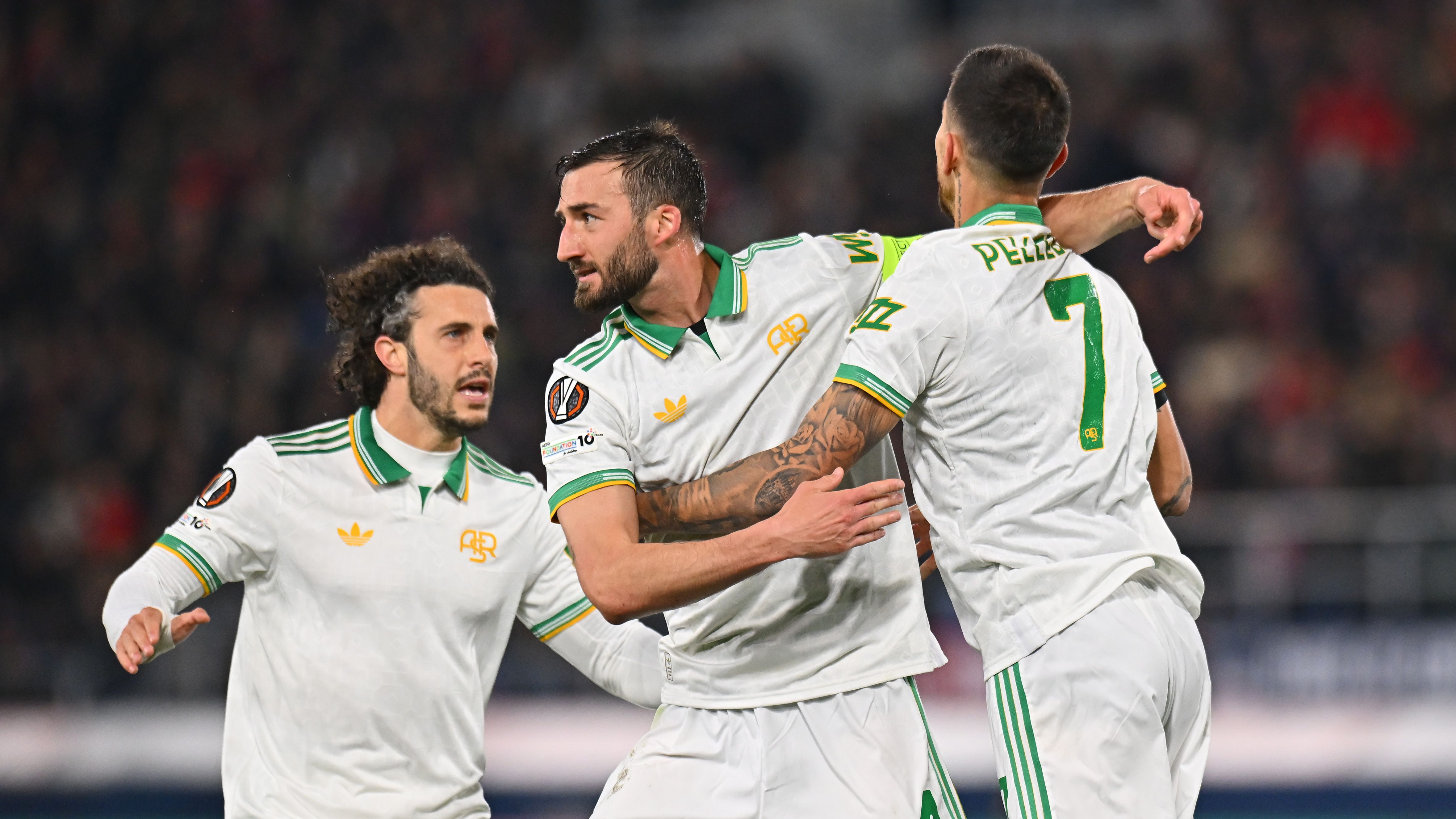 Bologna FC 1909 v AS Roma - UEFA Europa League 2025/26 Round of 16 First Leg