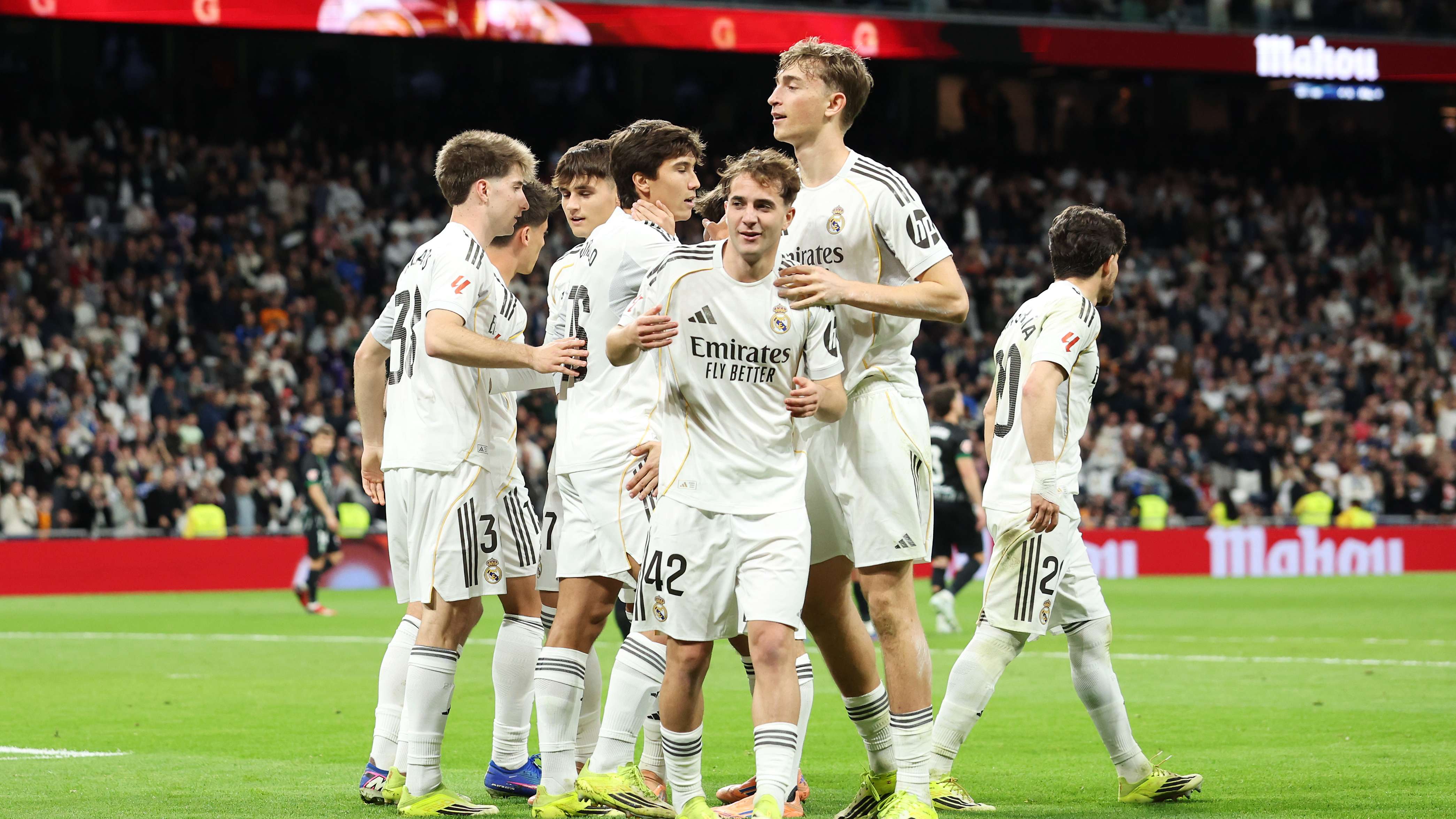 Real Madrid CF v Elche CF - LaLiga EA Sports