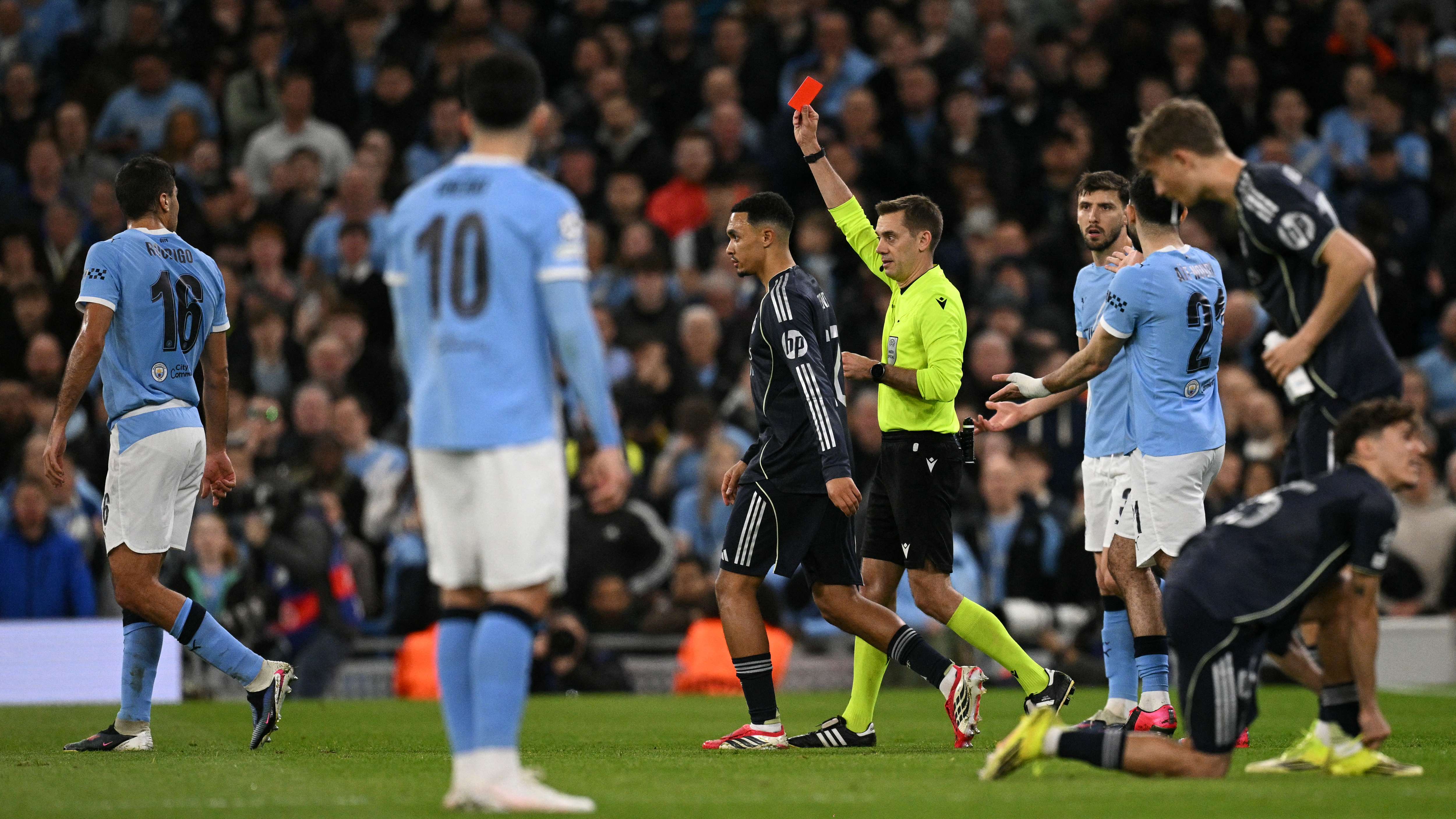 FBL-EUR-C1-MAN CITY-REAL MADRID