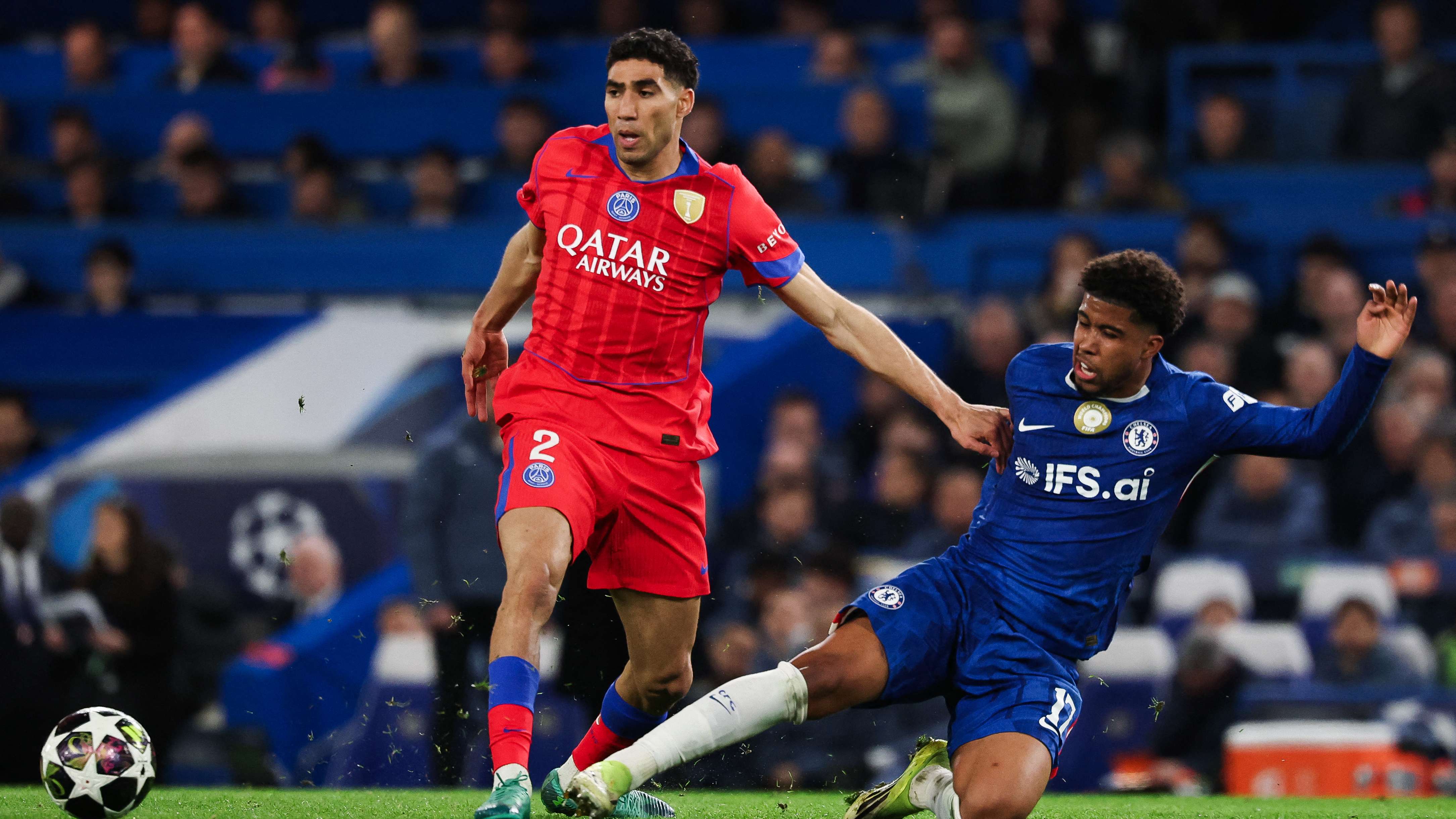 FBL-EUR-C1-CHELSEA-PSG