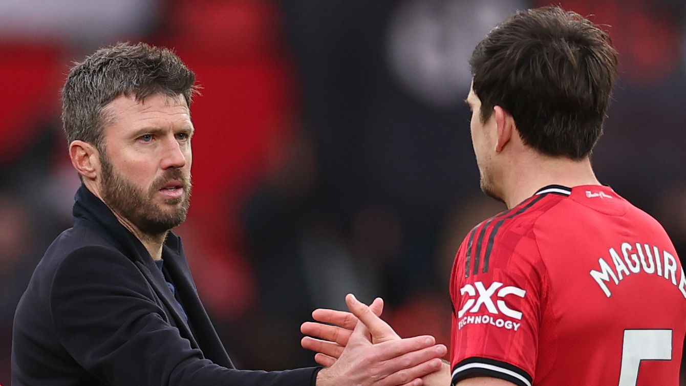 Manchester United v Aston Villa - Premier League