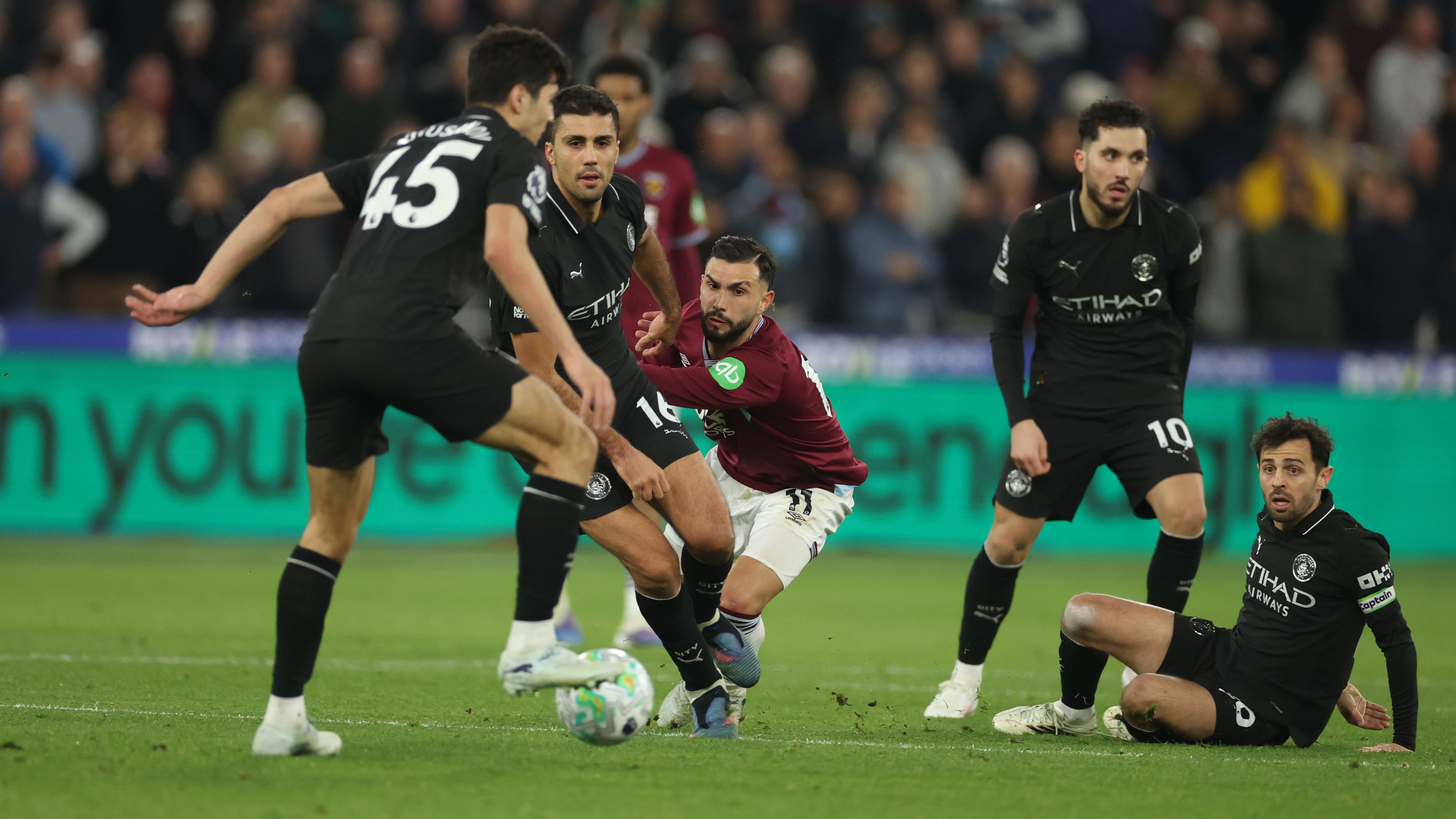 West Ham United v Manchester City - Premier League