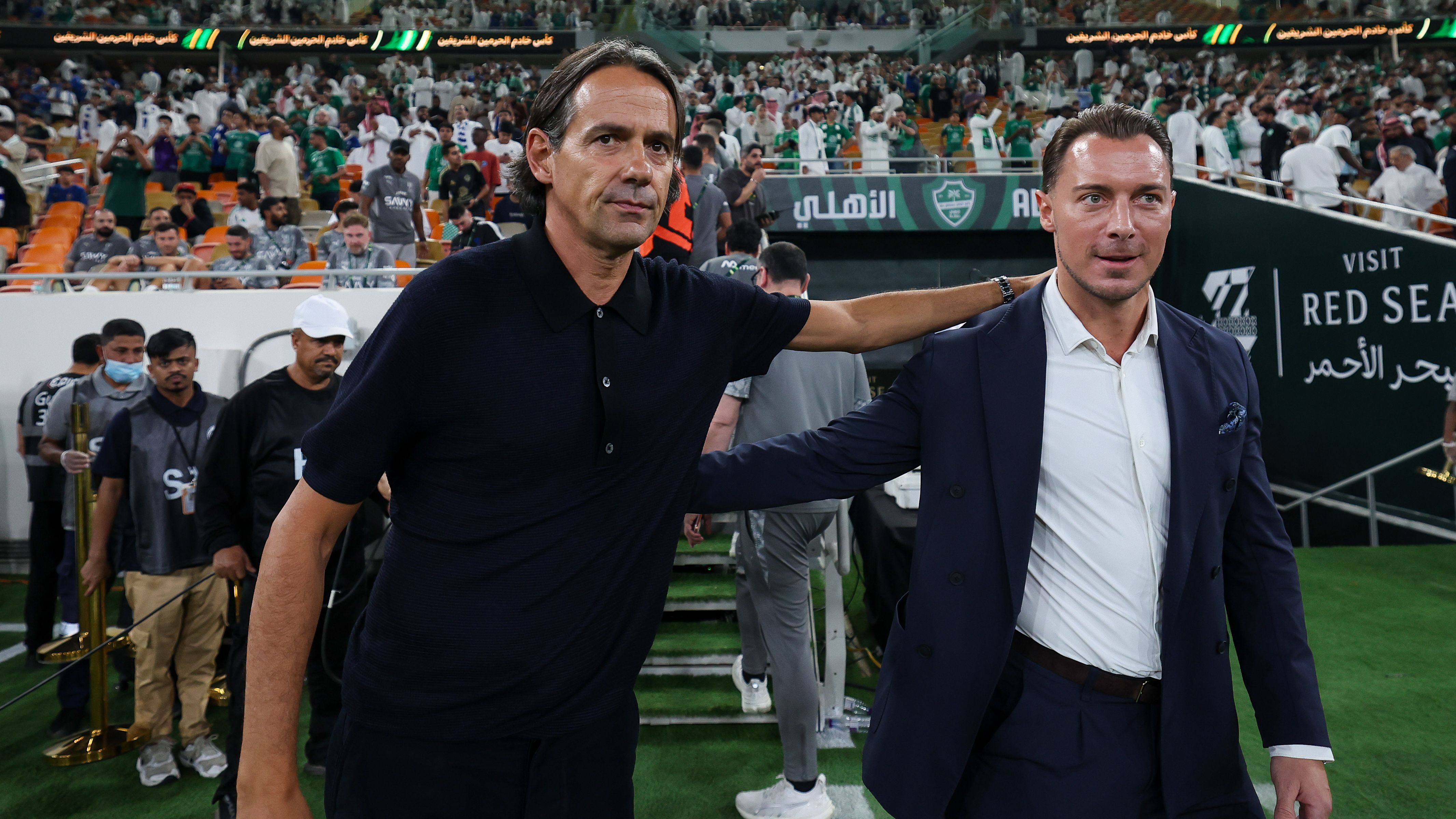 إنزاجي ينتقد حكم مباراة الأهلي والهلال ويثني على صمود لاعبيه