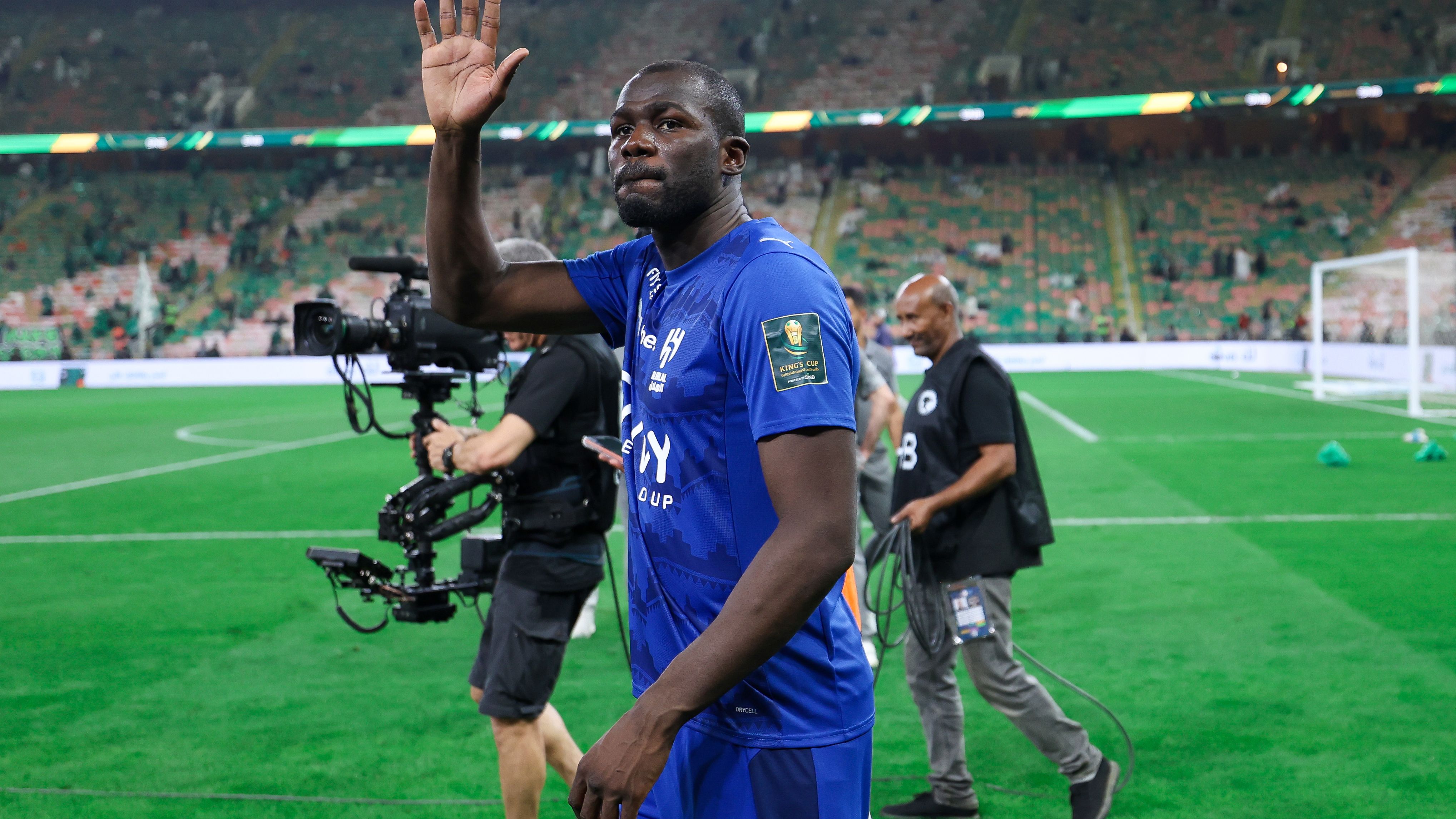 كوليبالي يبعث برسالة نارية لجماهير الهلال قبل مرحلة الحسم في دوري روشن