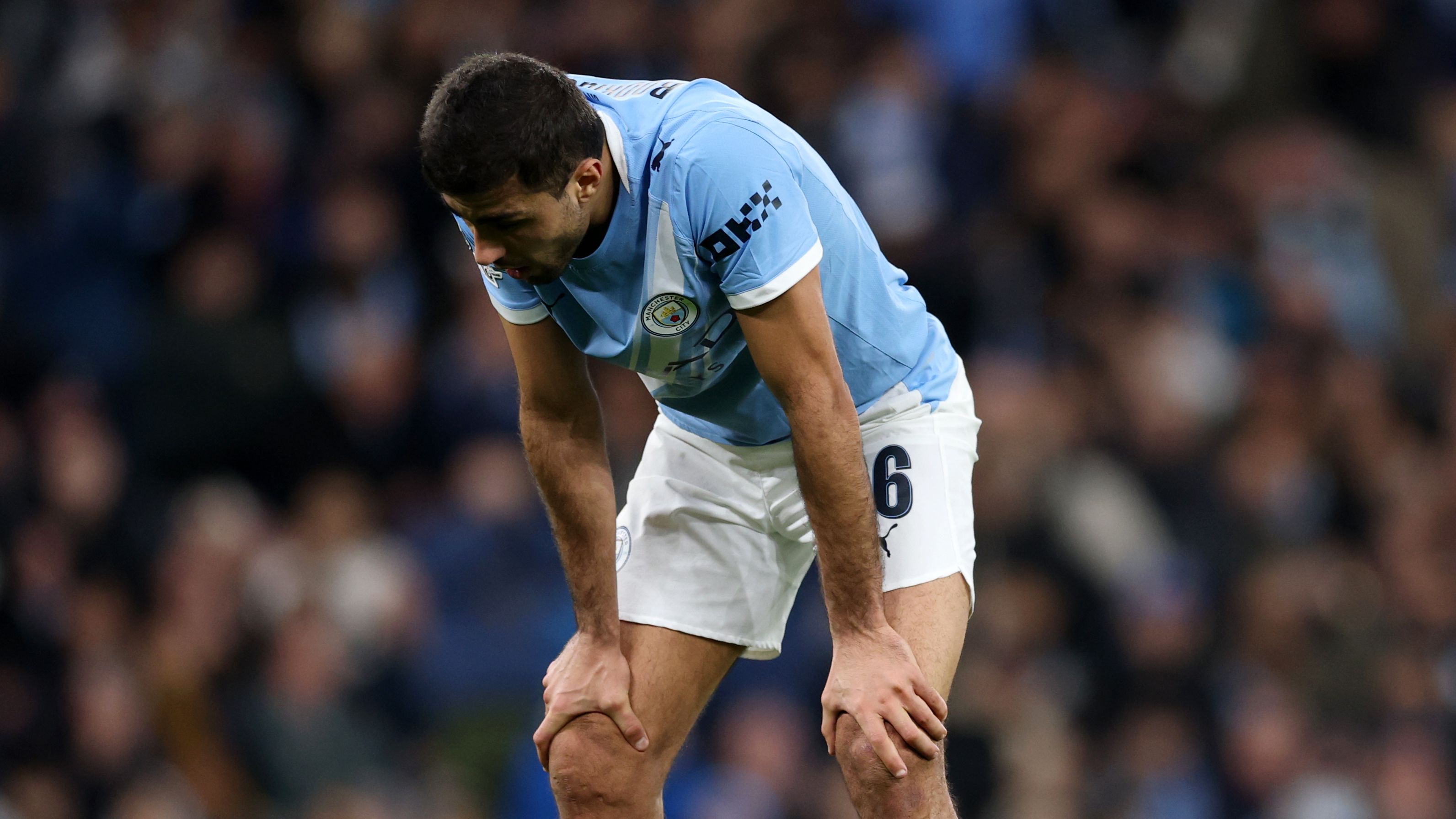 السيتي يرفض أول عرض من برشلونة لضم رودري