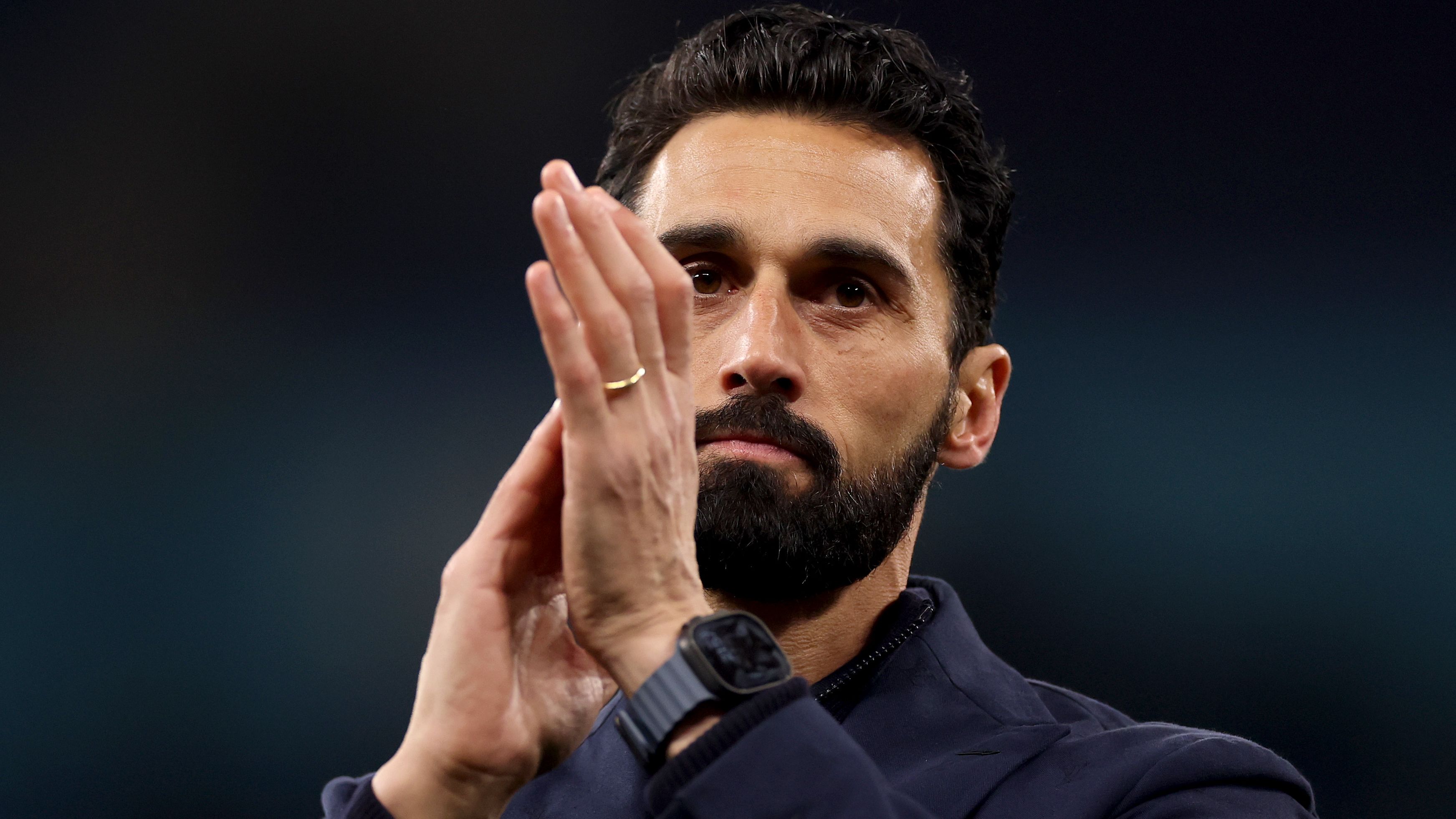 أربيلوا يعاقب أرنولد قبل ديربي مدريد.. قرار صارم يذكر بفليك