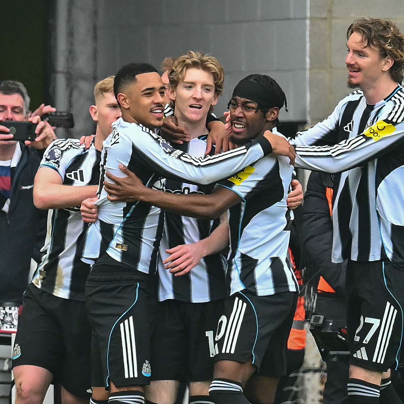 FBL-ENG-PR-NEWCASTLE-SUNDERLAND