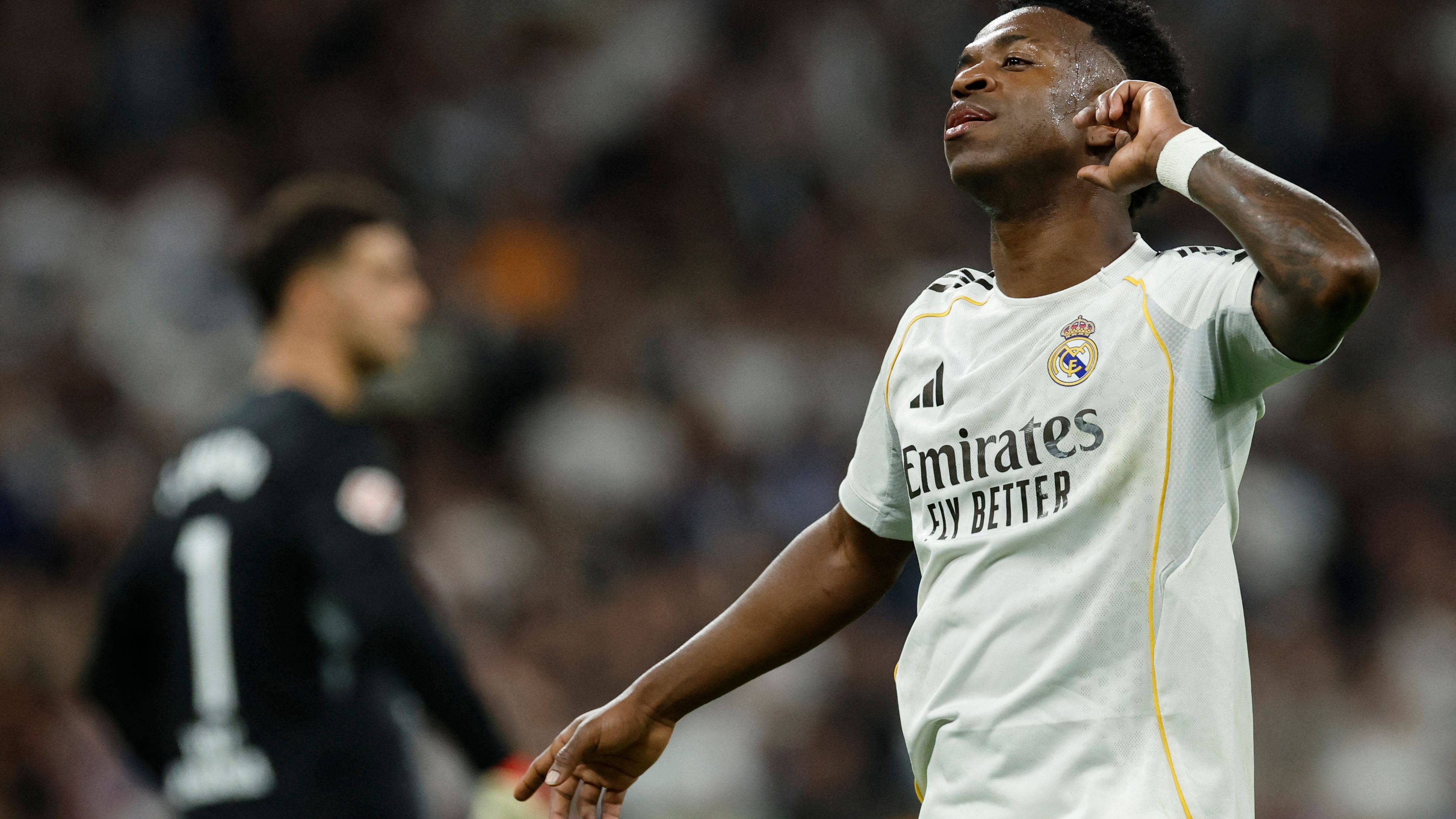 تطور جديد.. ريال مدريد يقترب من تجديد عقد فينيسيوس جونيور حتى 2031