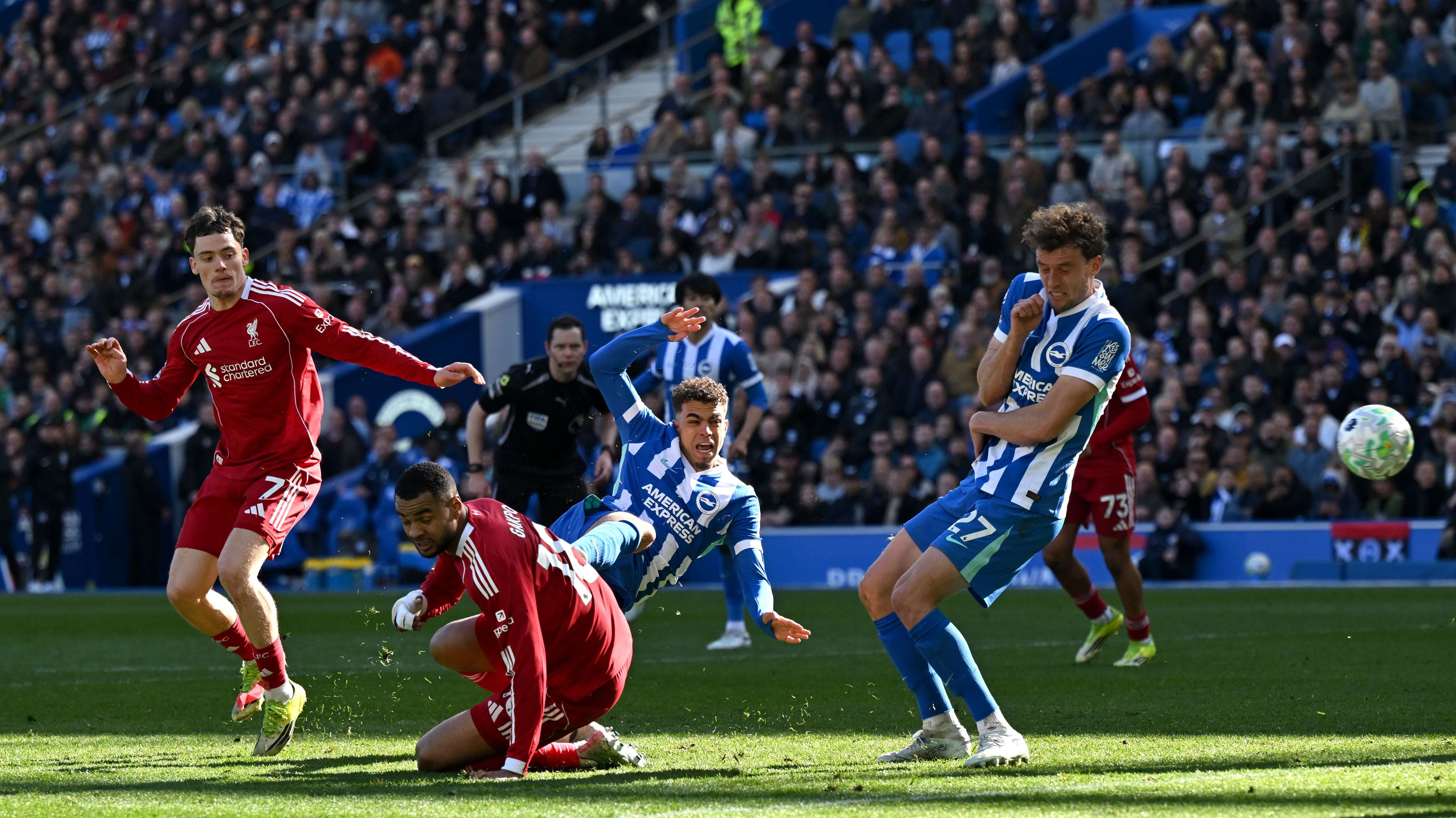 Brighton & Hove Albion v Liverpool - Premier League