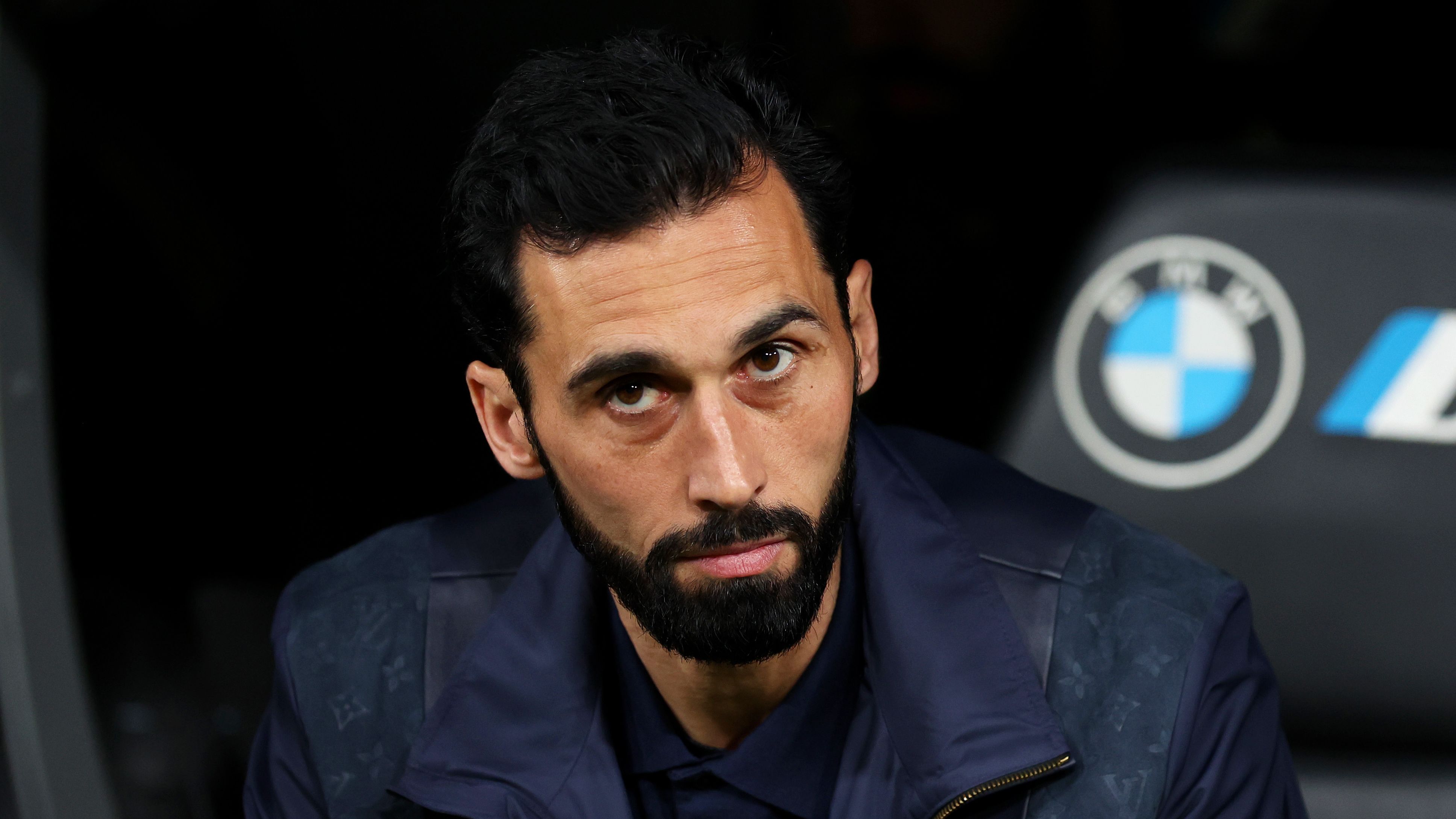 لغز العودة.. أربيلوا أمام تحدي التوفيق بين النجوم في ريال مدريد