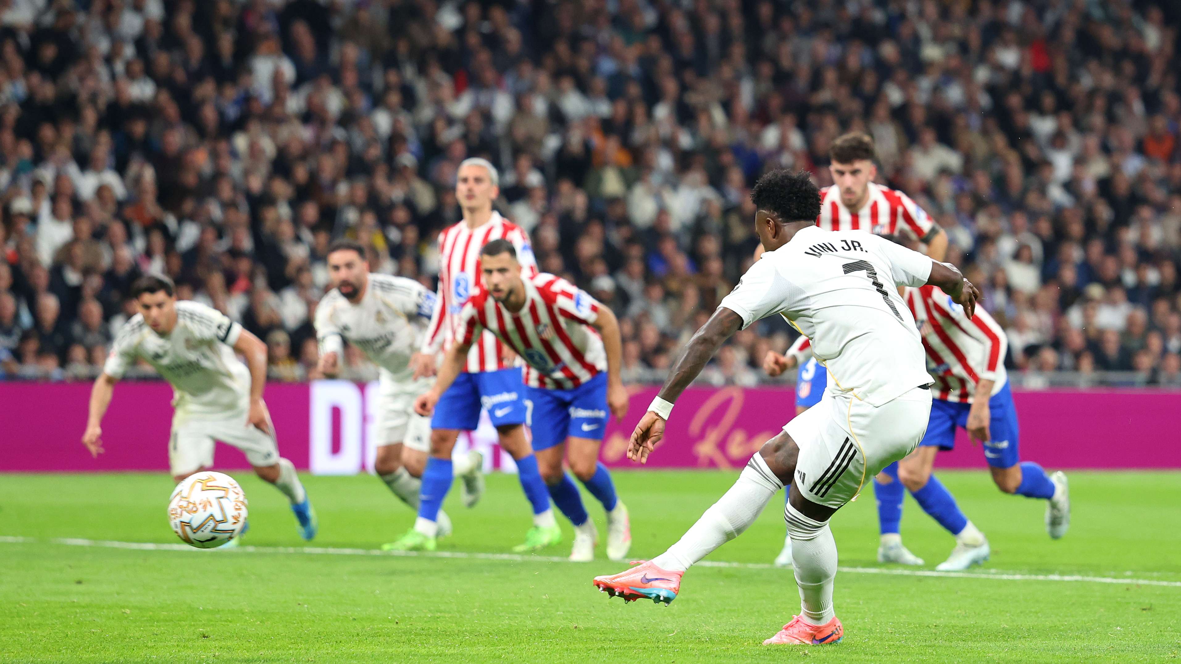 Real Madrid CF v Atletico de Madrid - LaLiga EA Sports