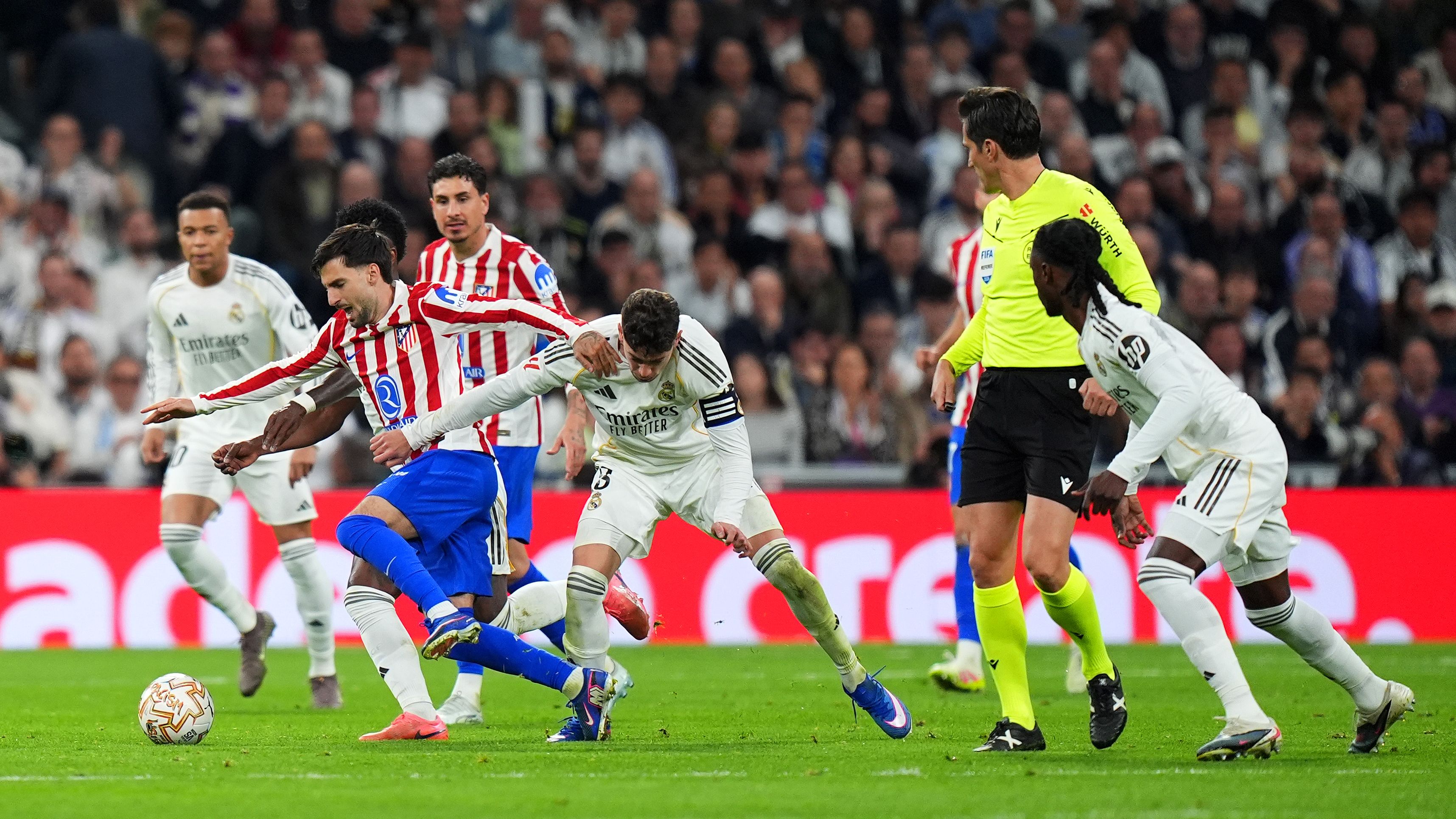 Real Madrid CF v Atletico de Madrid - LaLiga EA Sports