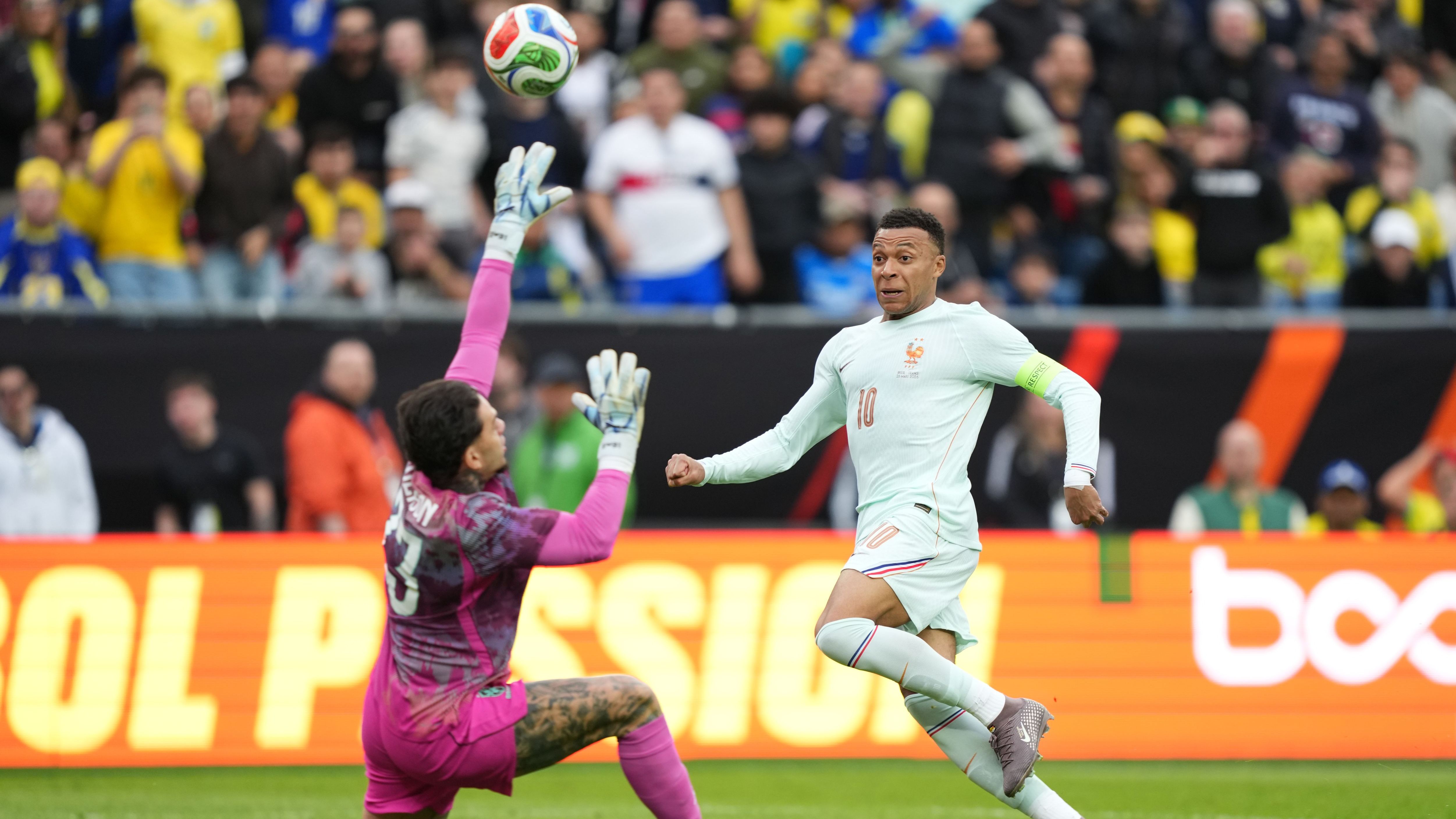 Brazil v France - International Friendly