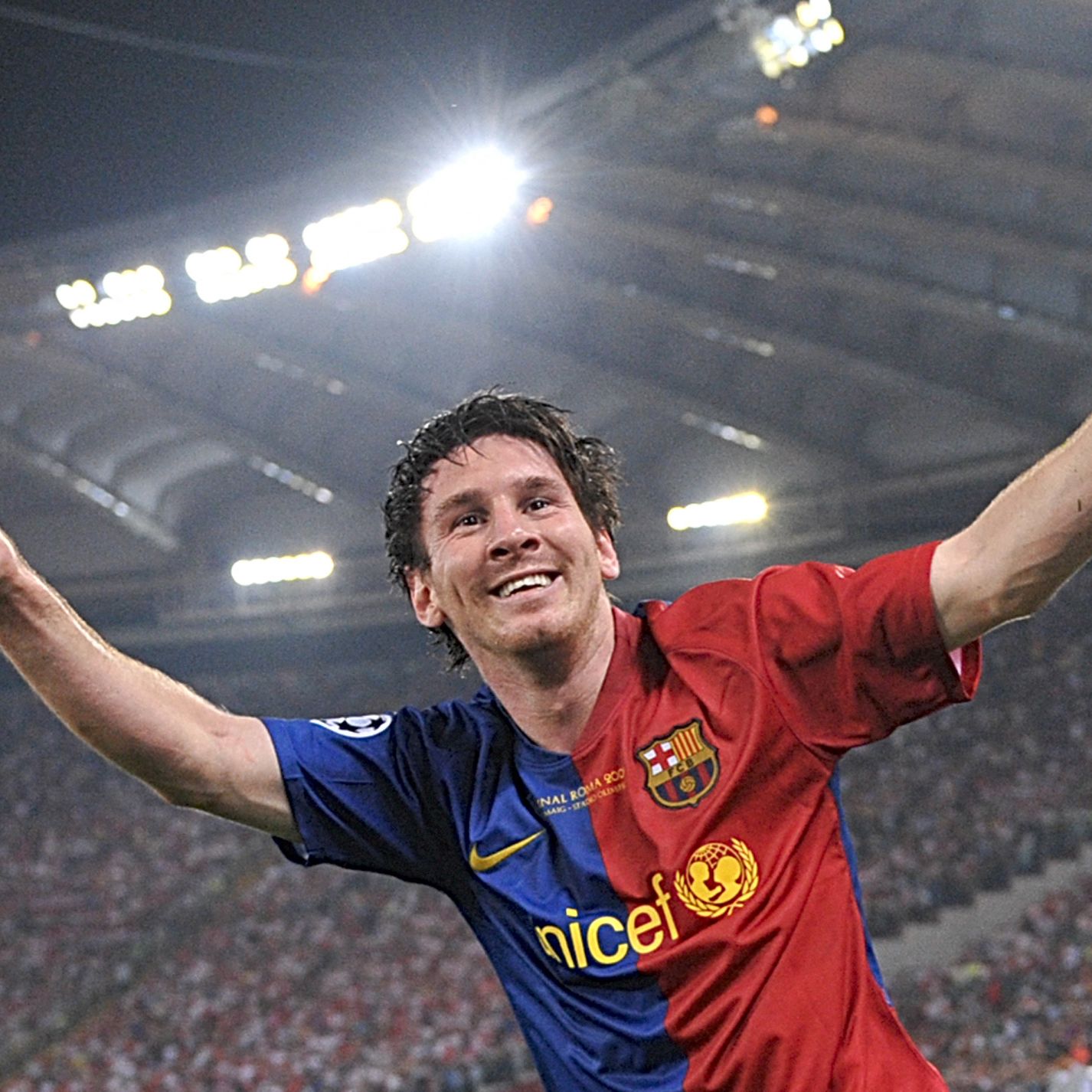 TOPSHOT-FBL-EUR-C1-FINAL-ESP-ENG-BARCELONA-MANUTD