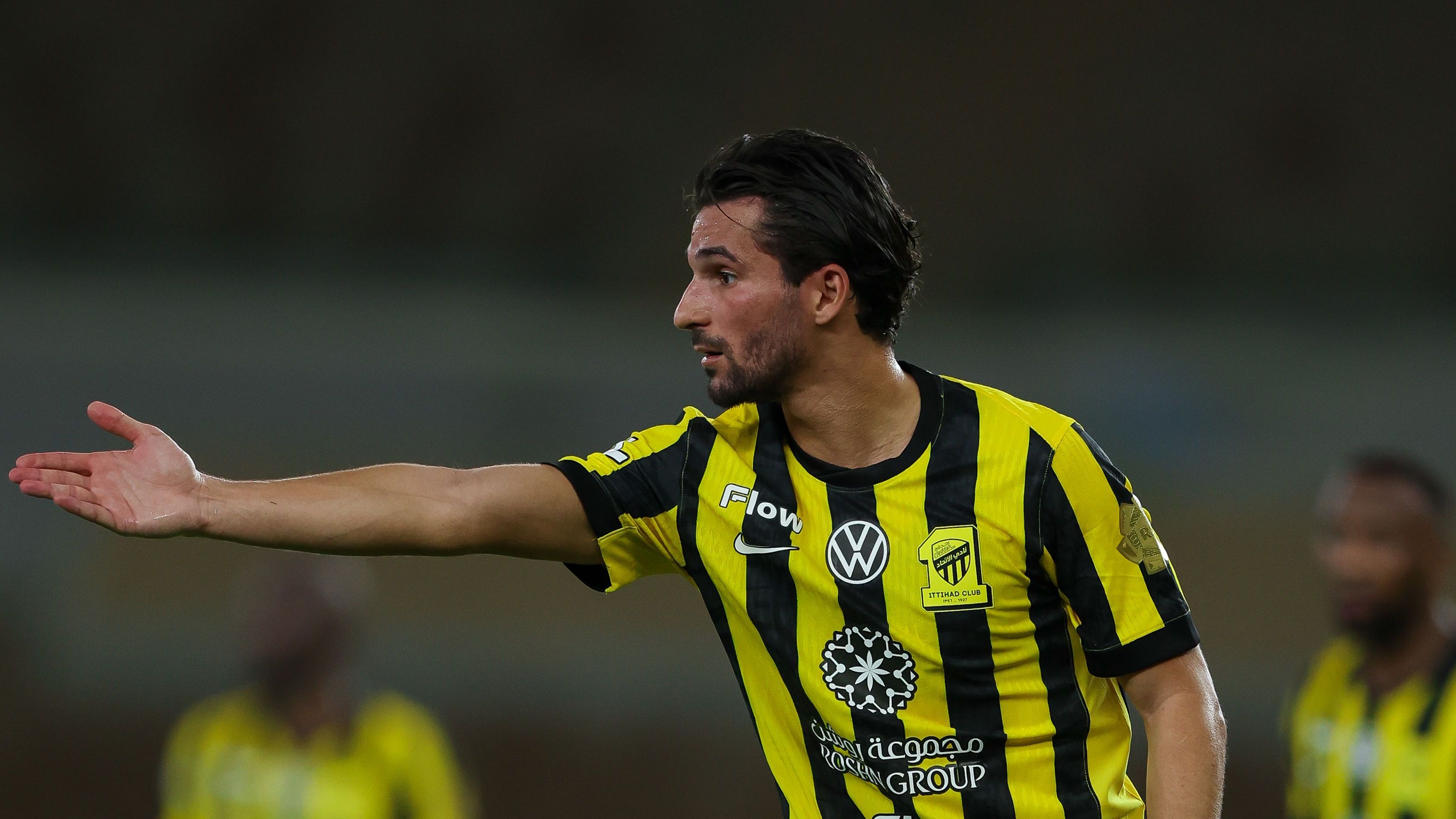 حسام عوار ينهي جفاف التهديف بكسر لعنة الهلال أمام نيوم في دوري روشن